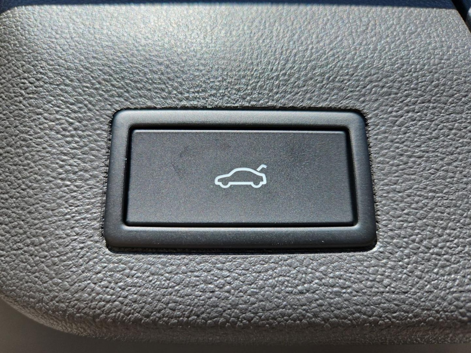 Volkswagen Multivan – Bild 12