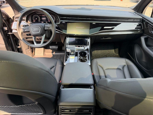 2025 Audi Q7 Premium Plus - Photo 19