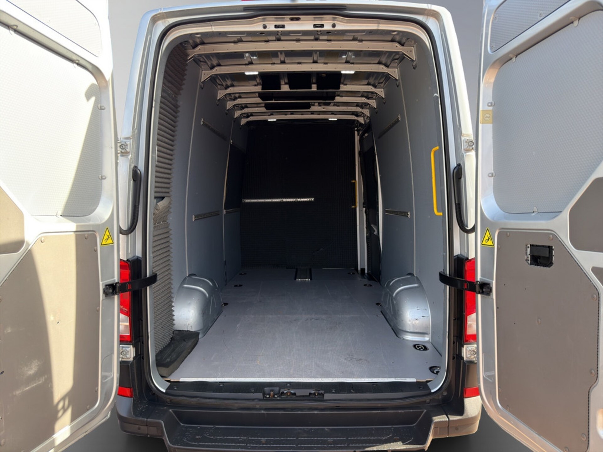 Volkswagen Crafter Kasten langer Radstand