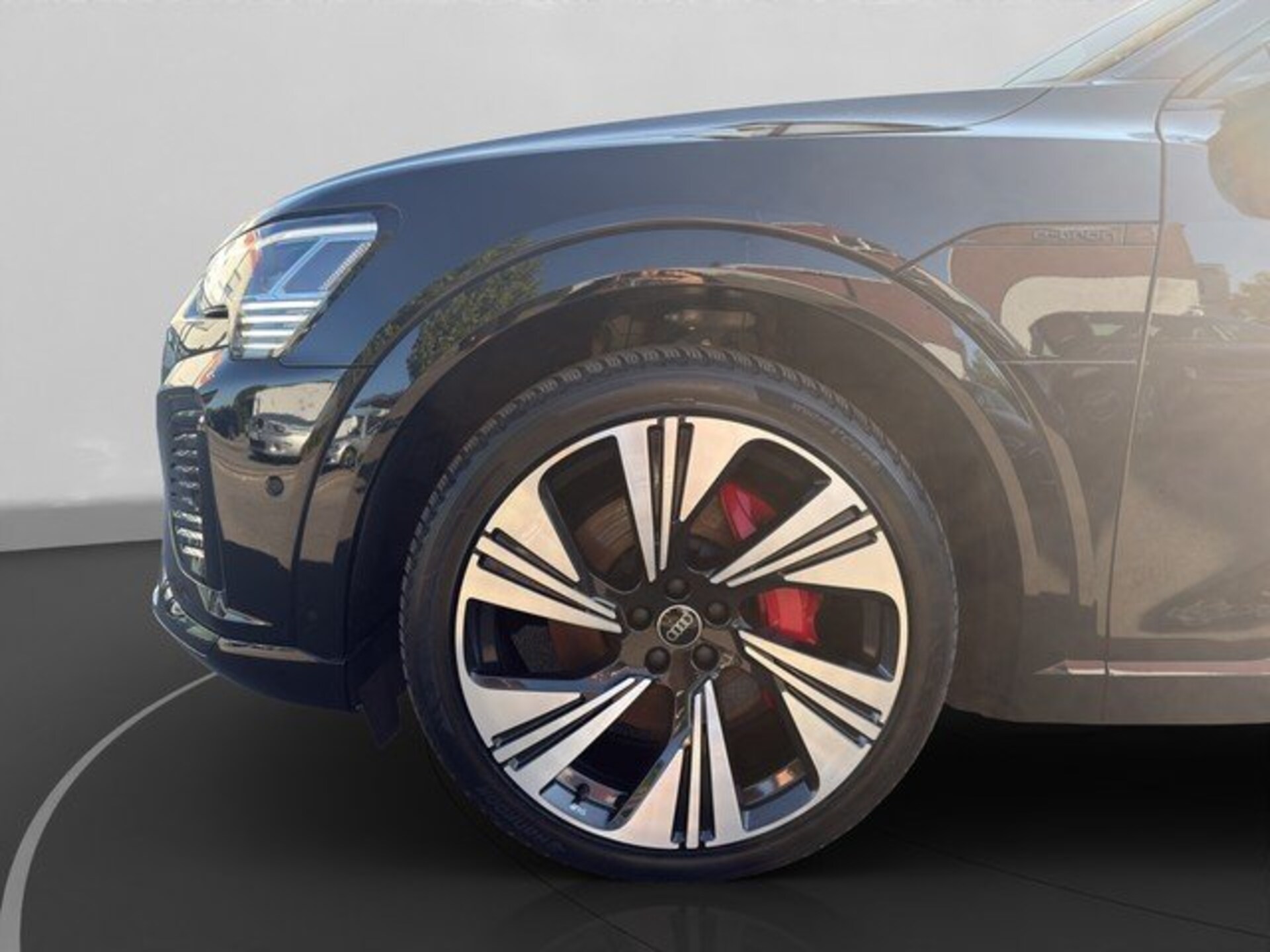 Audi Q8 Sportback e-tron S line