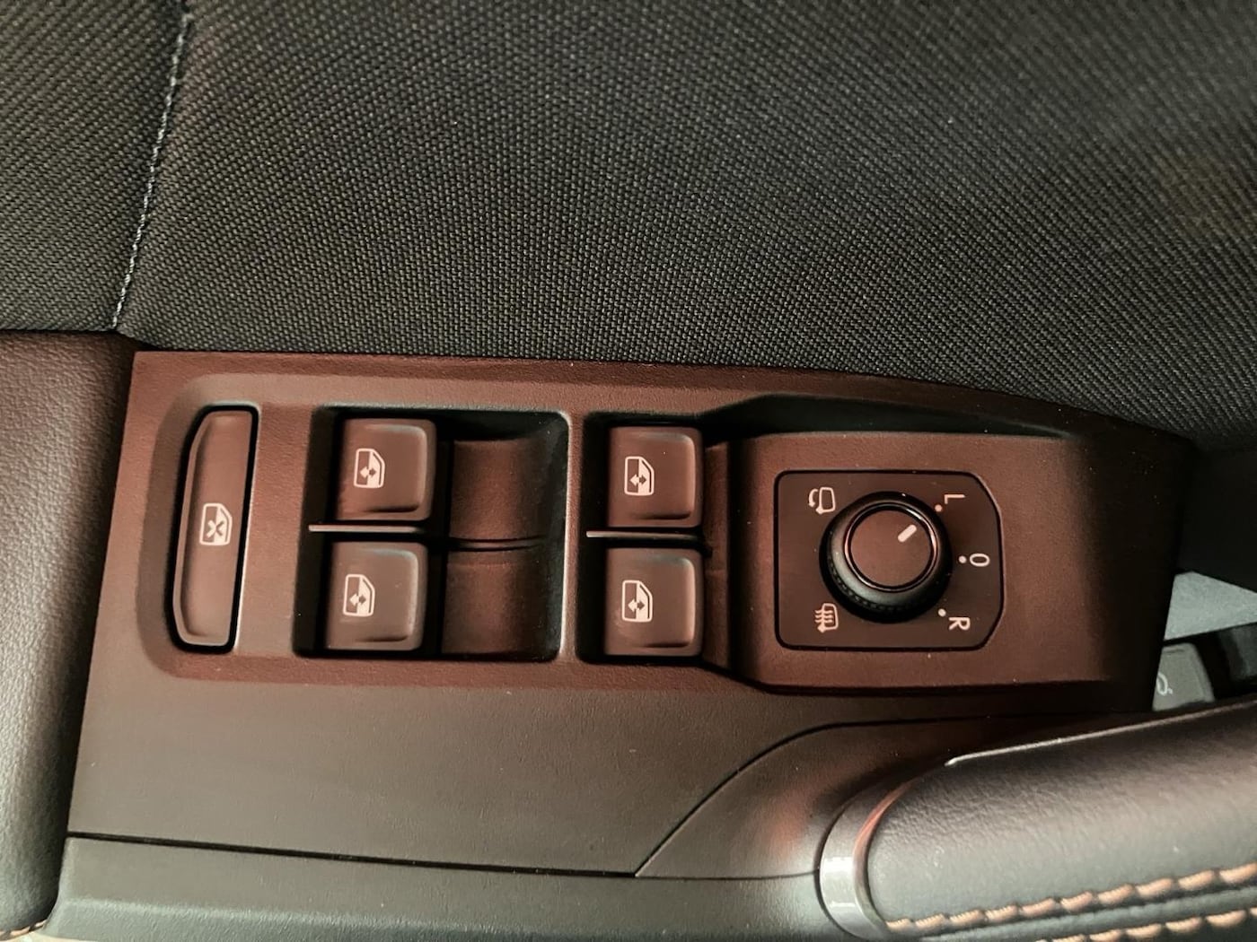 CUPRA Formentor 1.5 eTSI DSG 110 kW (150 CV) — photo 11