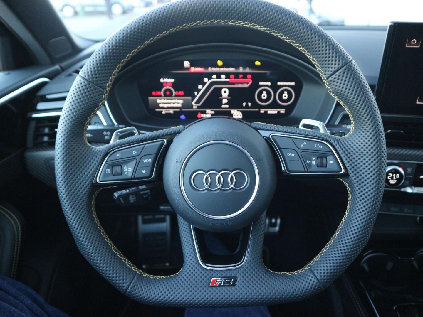 Image about Audi RS 4 Avant quattro tiptronic
