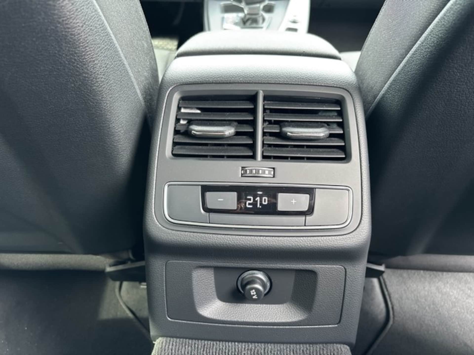 Audi A4 Avant S line