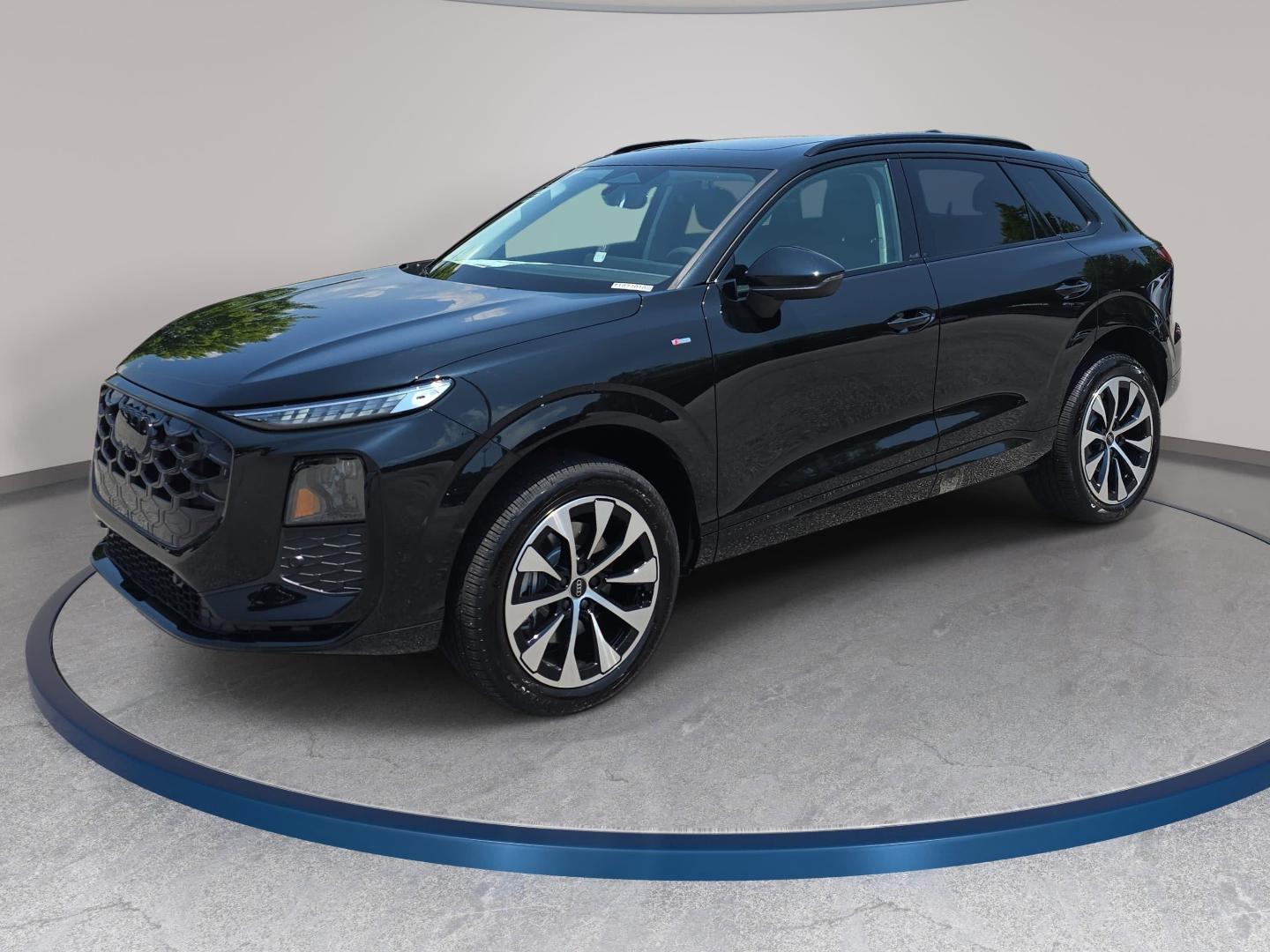 2026 Audi Q3 S line quattro's photo