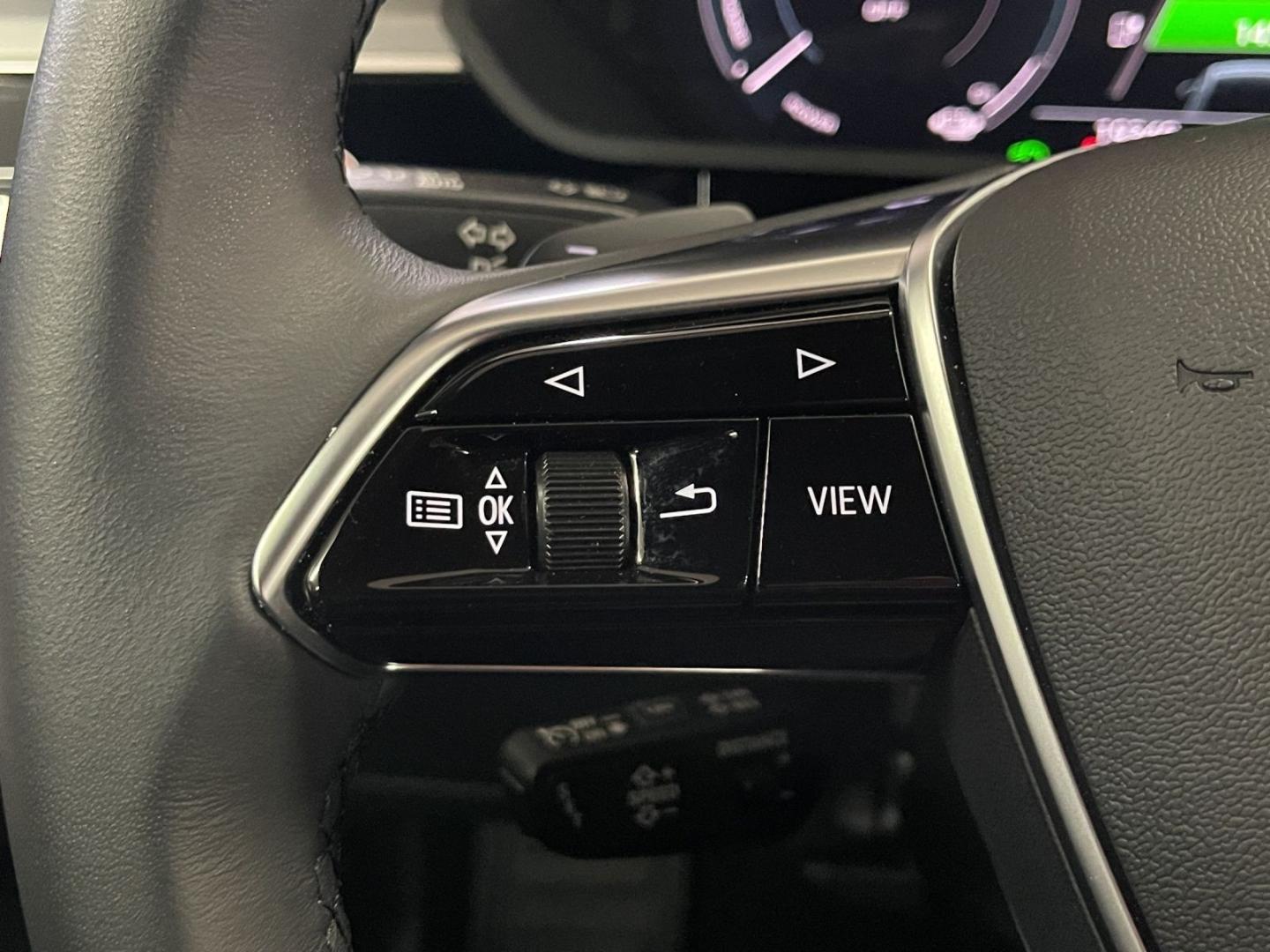 Image about Audi Q8 e-tron advanced 55 e-tron quattro