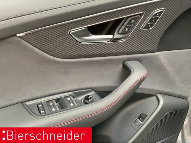 Image about Audi RS Q8 TFSI quattro tiptronic