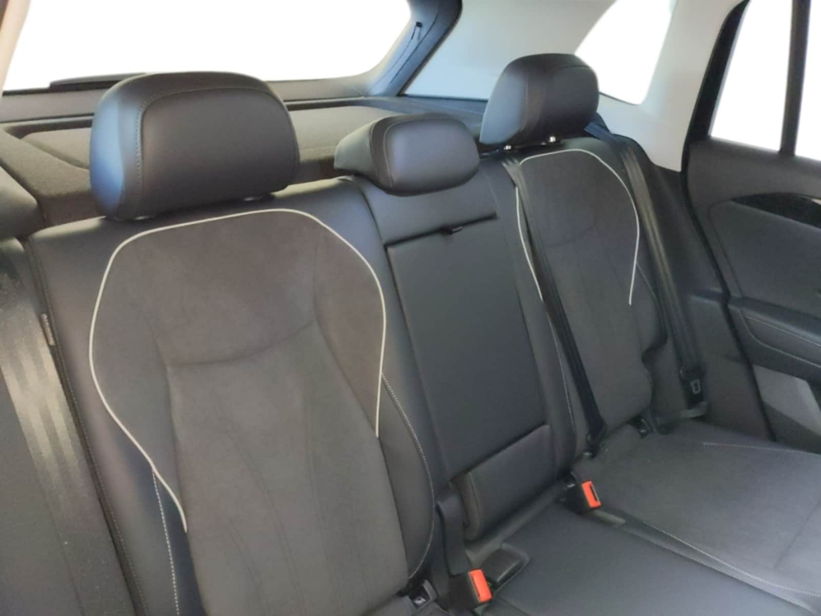 Volkswagen Tiguan – Bild 11
