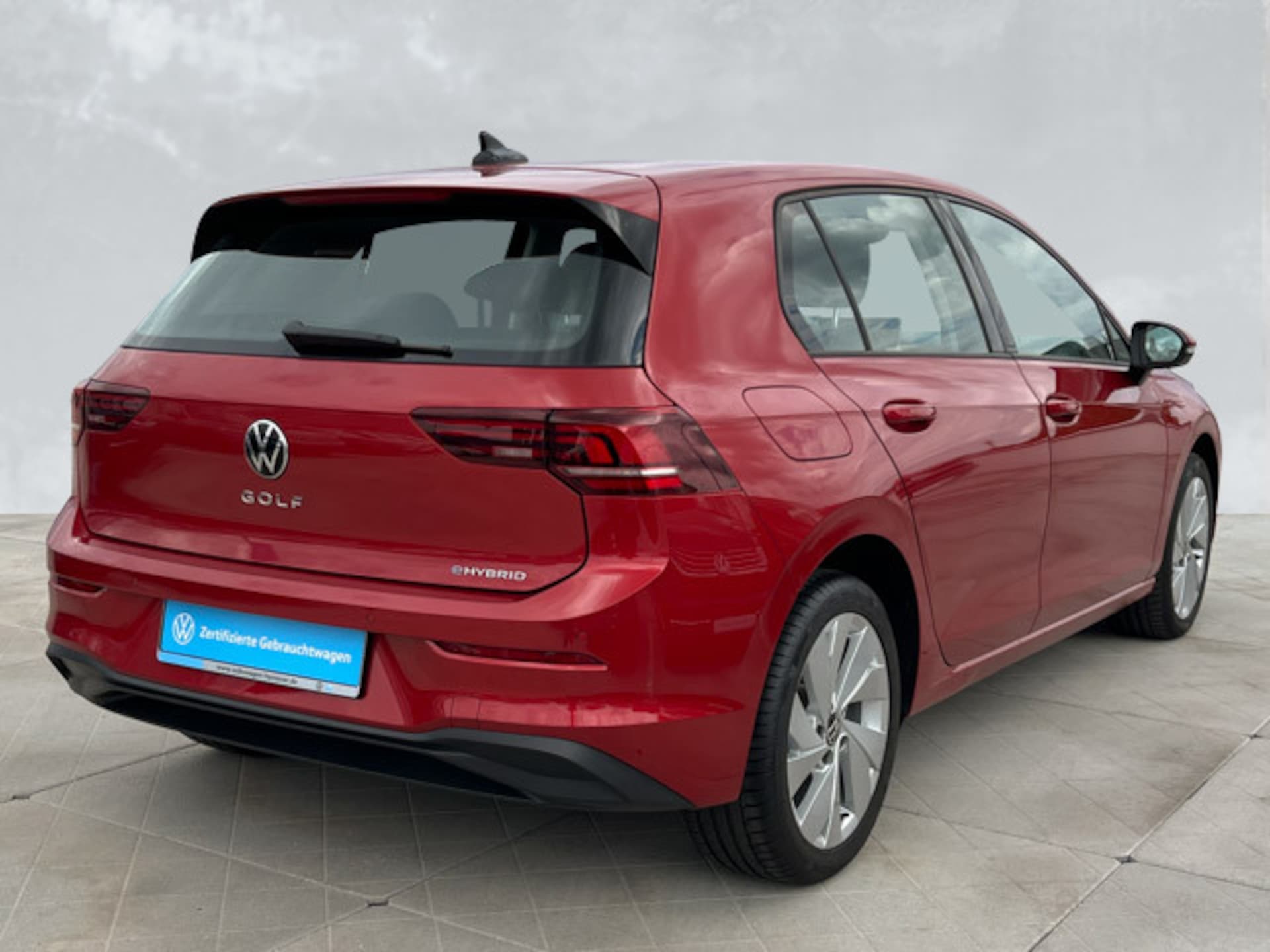 Volkswagen Golf Life