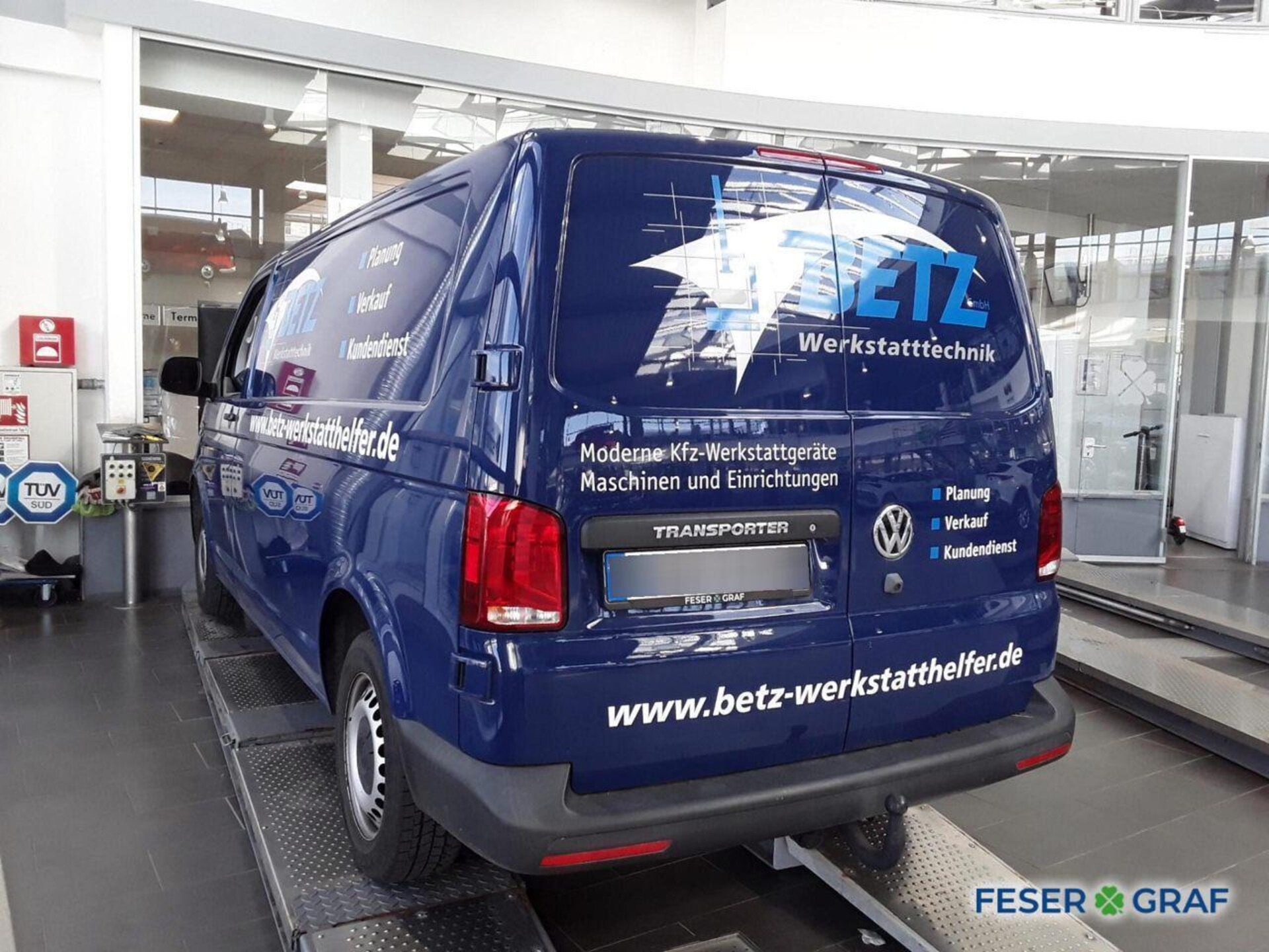 Volkswagen T6.1 Transporter Kasten langer Radstand