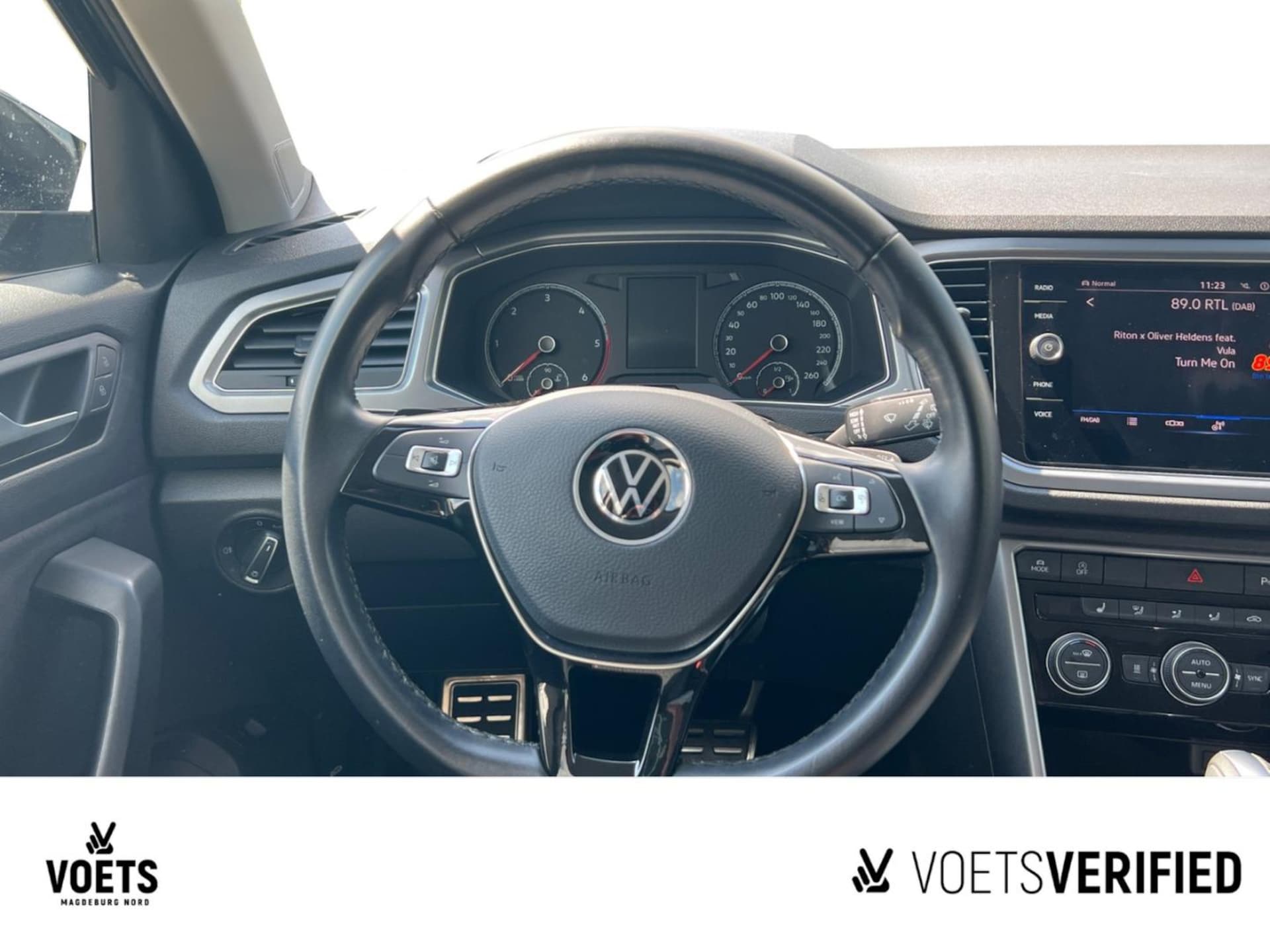 Volkswagen T-Roc Active