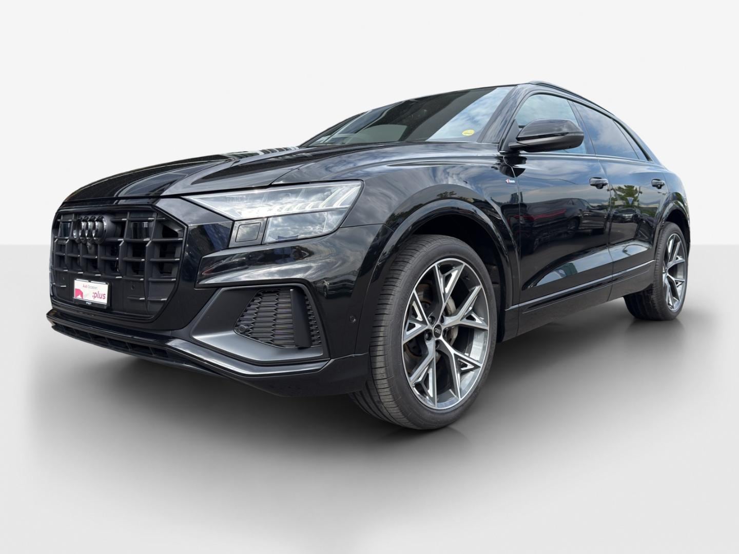 Image de Audi Q8 Black Edition 45 TDI quattro 170 kW (231 ch) tiptronic - for more details contact your dealer
