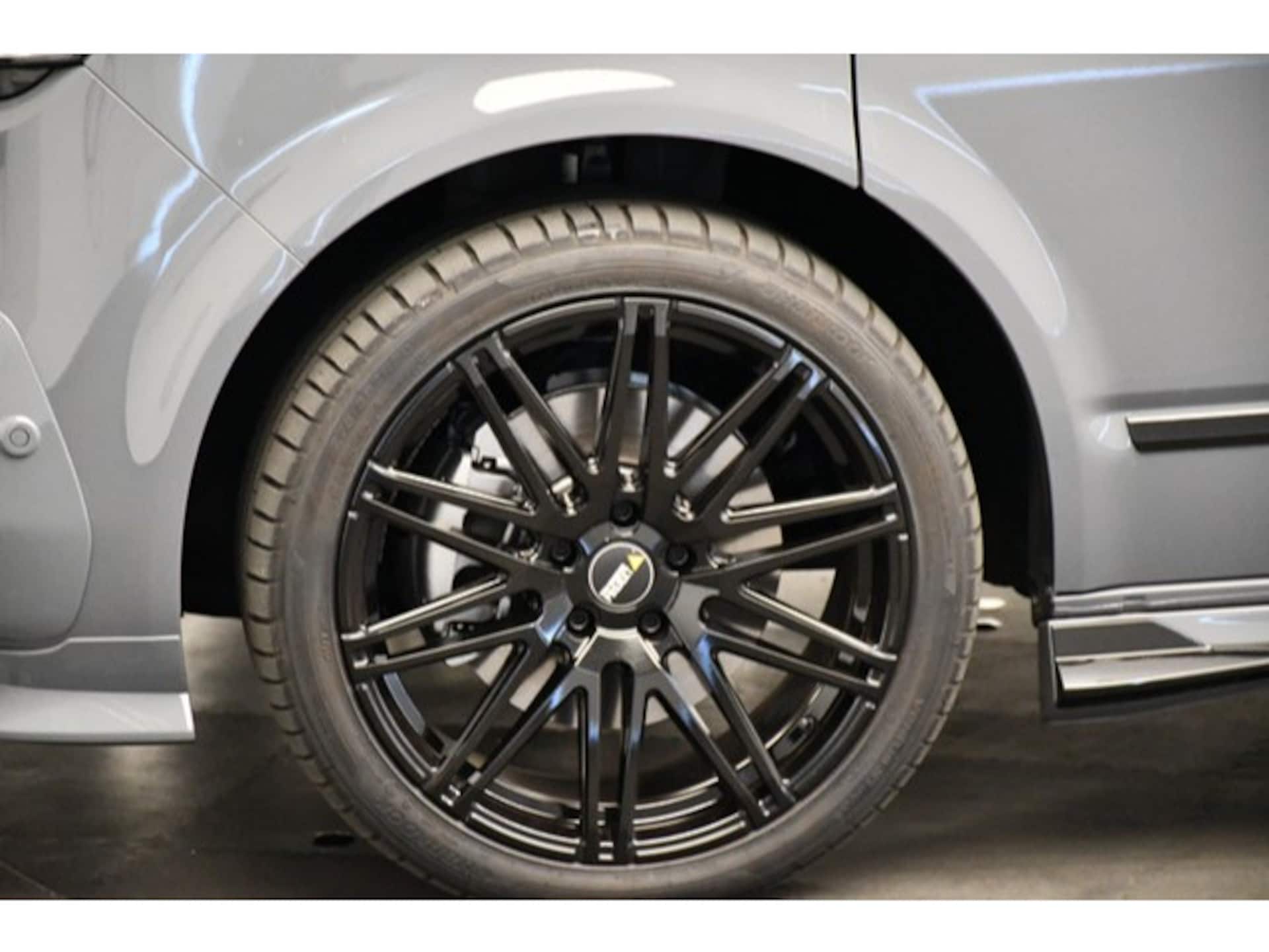 Volkswagen T6.1 Multivan Highline