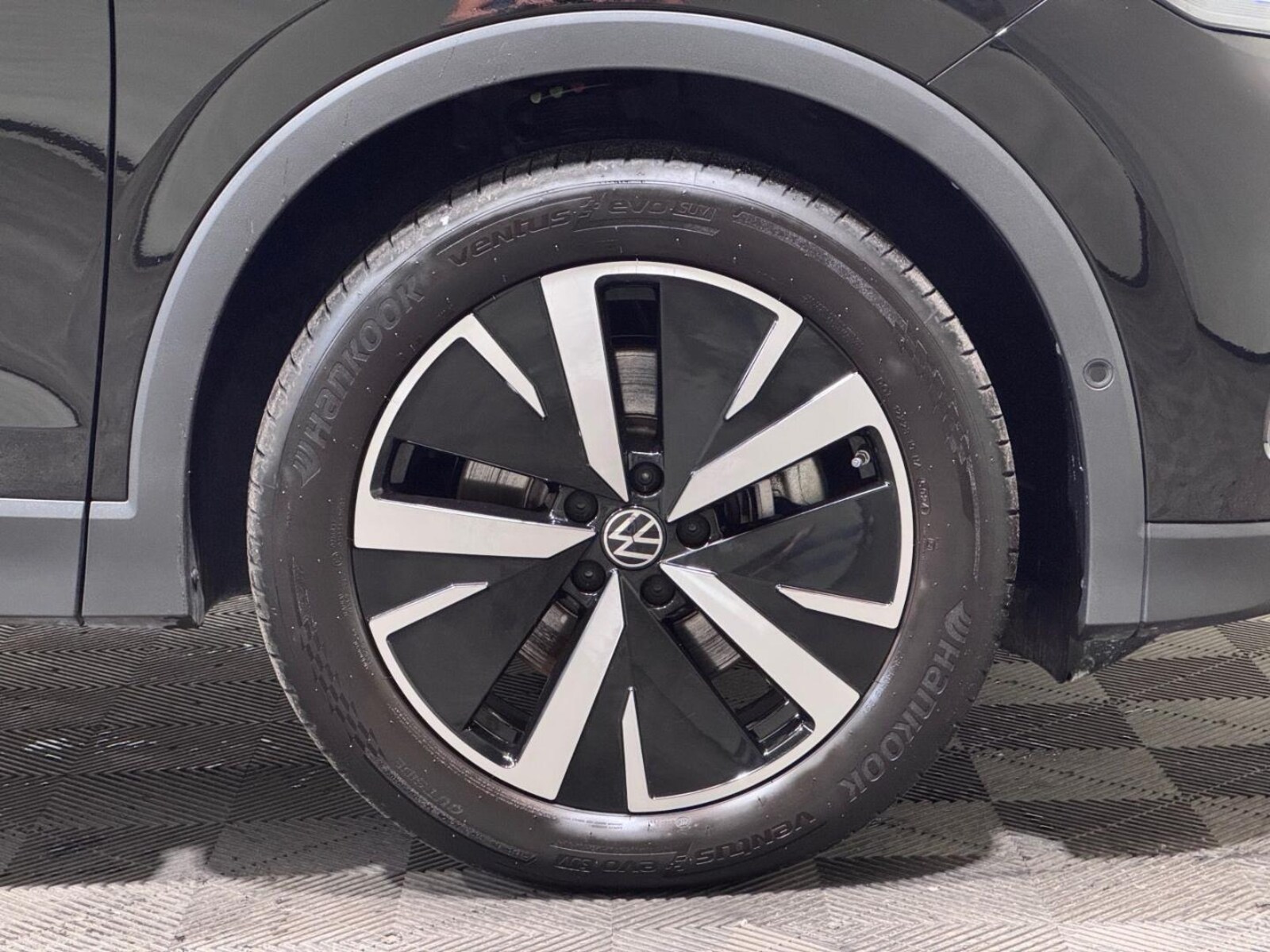 Volkswagen Tiguan – Bild 20