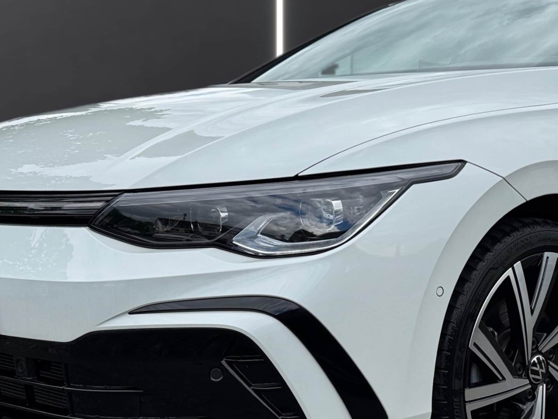 Volkswagen Golf Variant R-Line