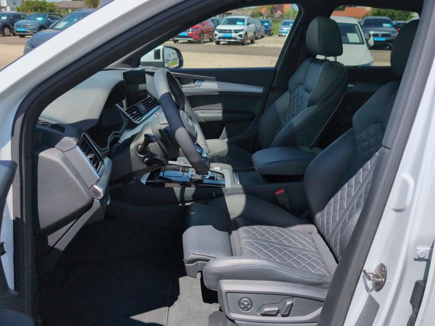 Image about Audi Q5 40 TDI quattro S tronic