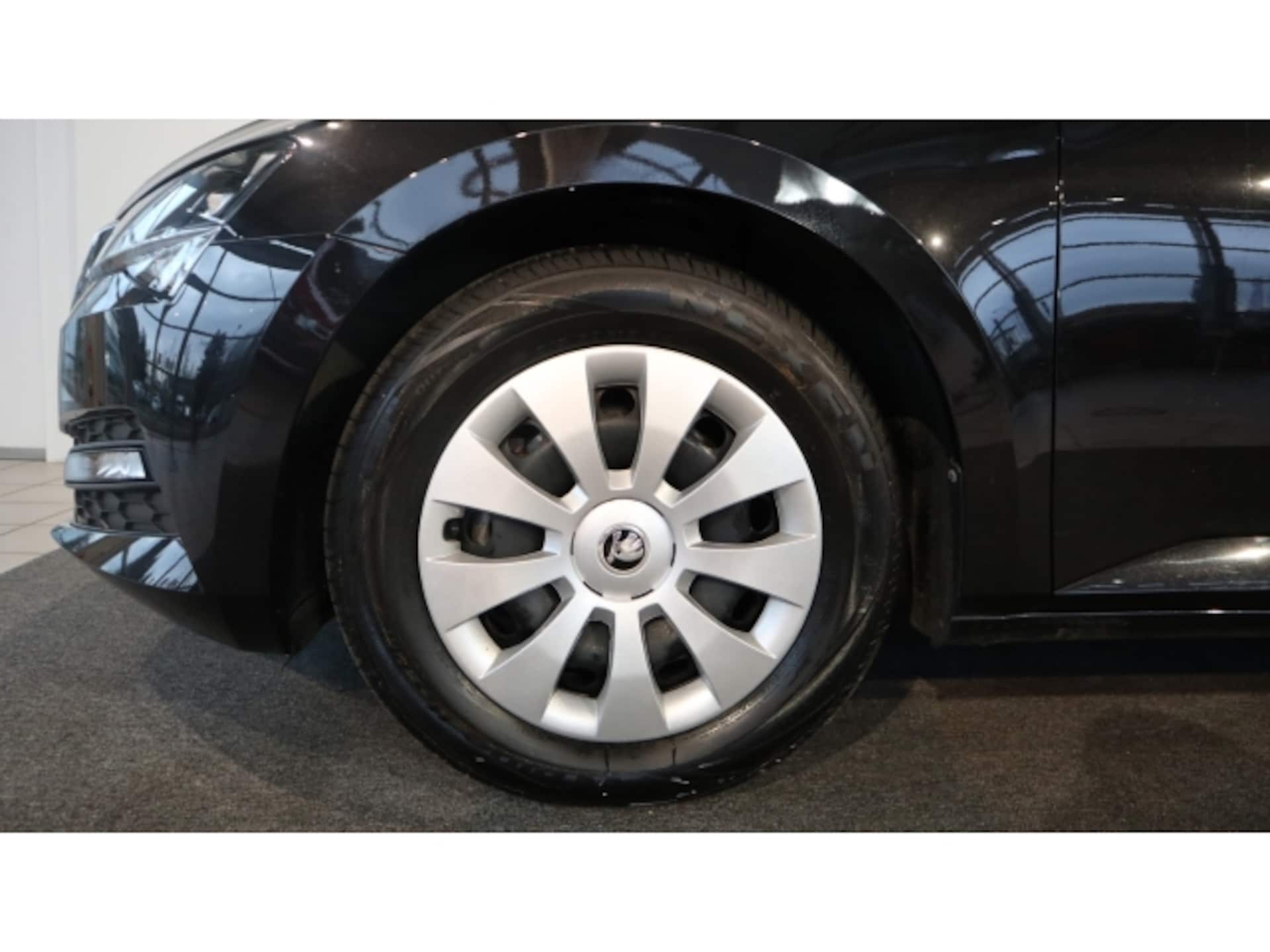 Skoda Superb Combi Active