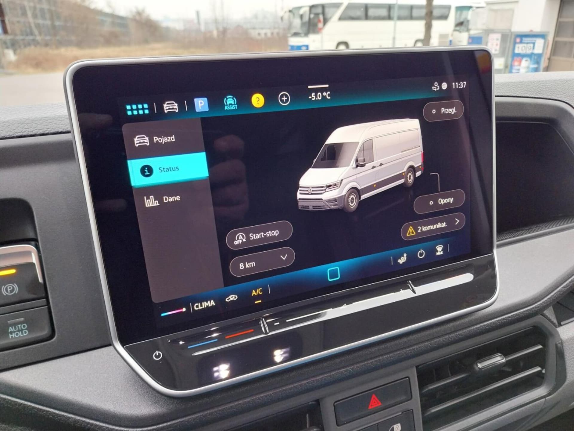 Volkswagen Crafter Furgon średni rozstaw osi