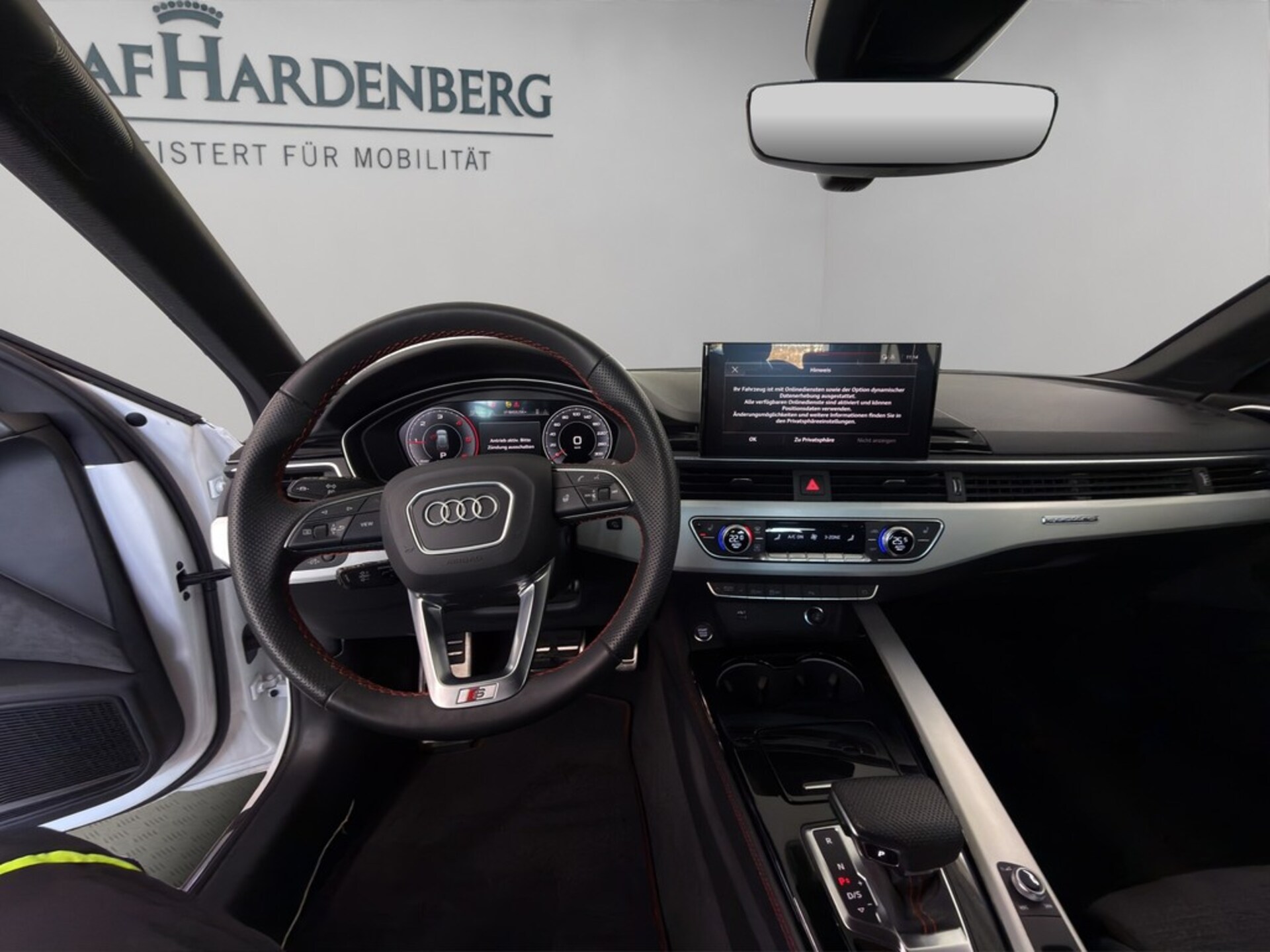 Audi A4 Avant S line