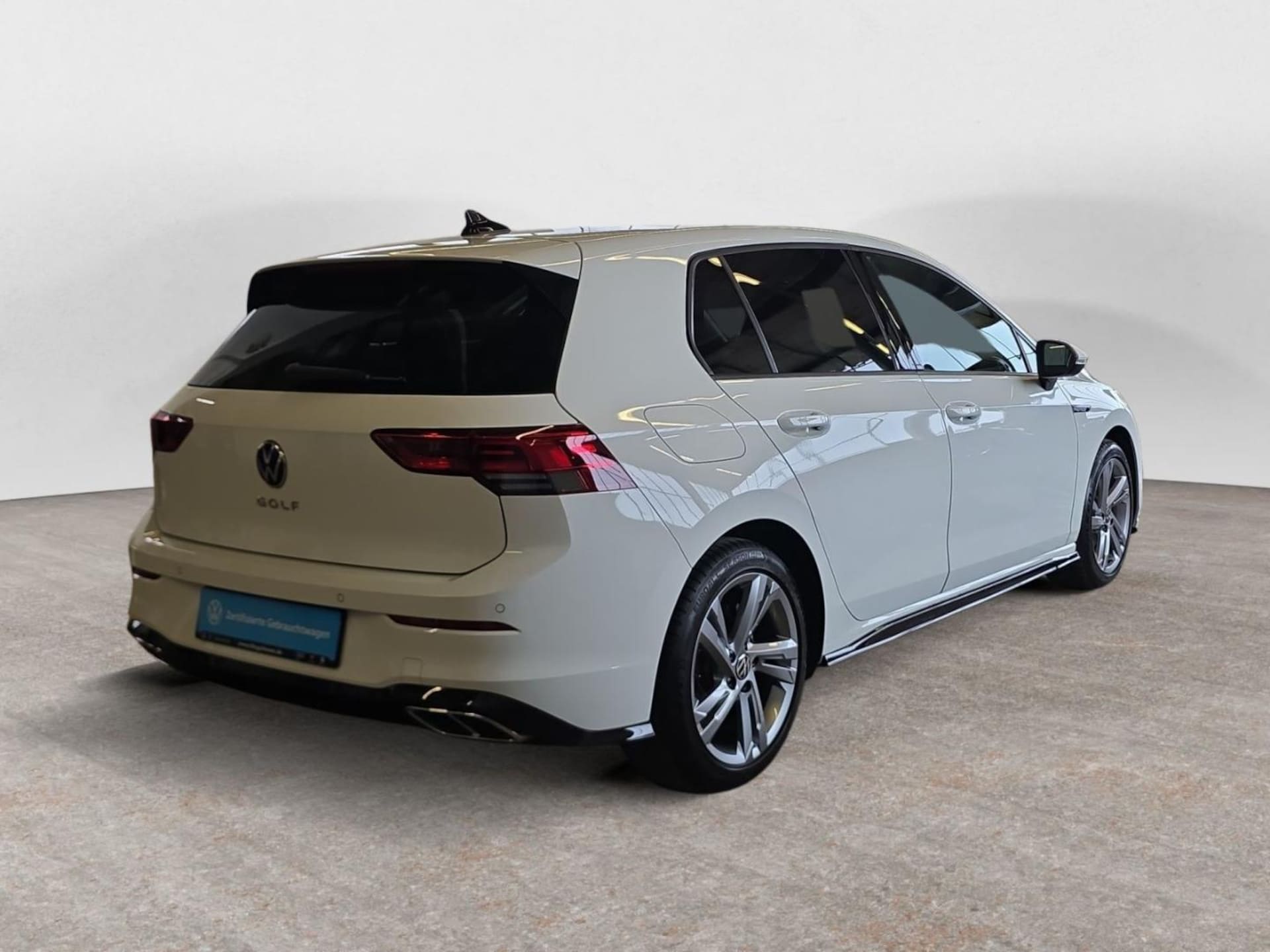 Volkswagen Golf R-Line