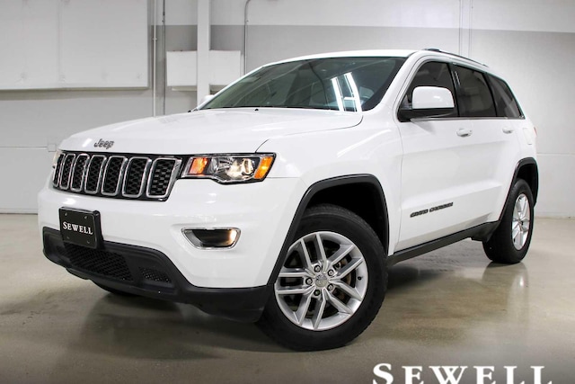 Photo of 2018 Jeep Grand Cherokee 