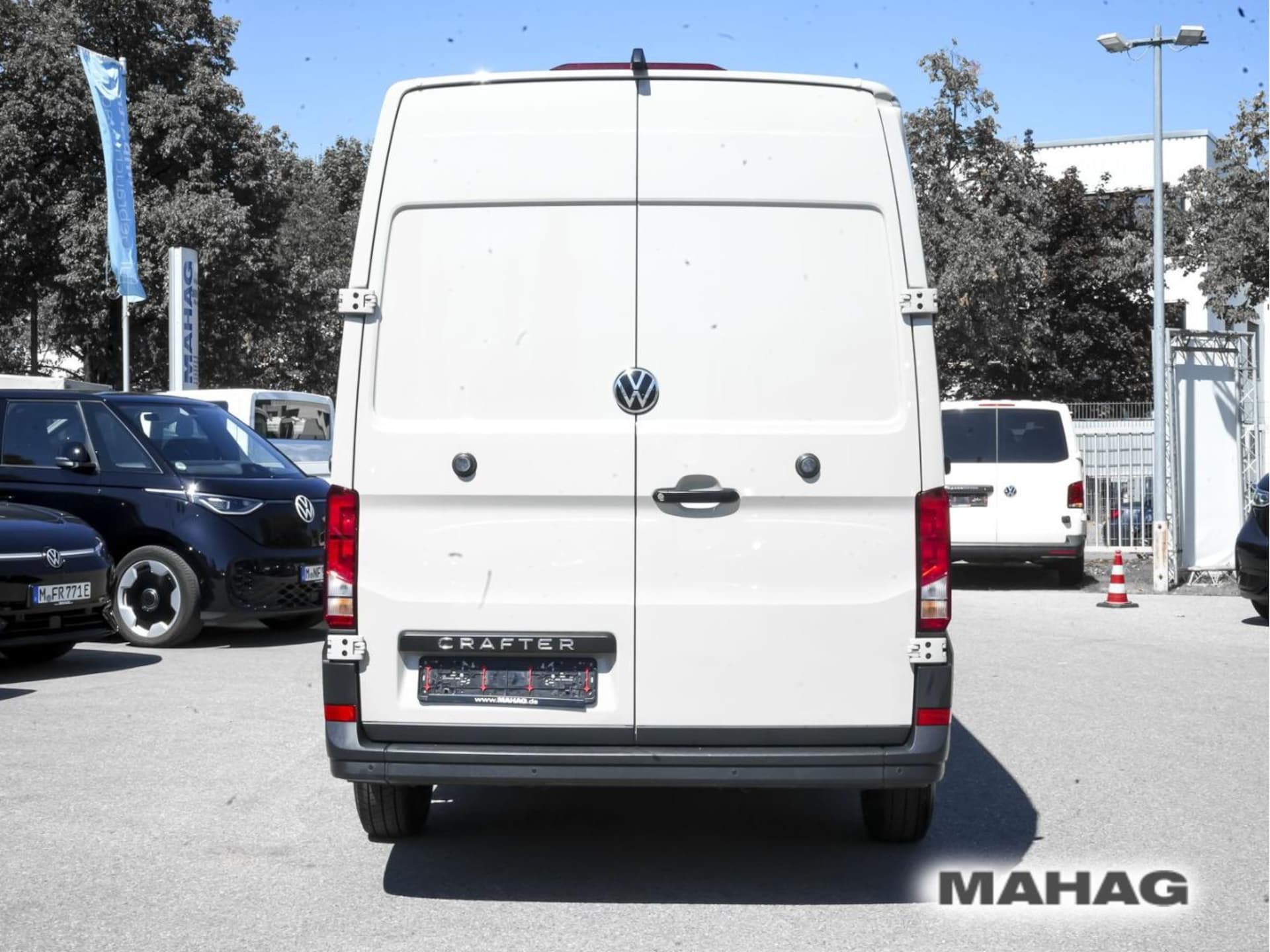 Volkswagen Crafter Kasten langer Radstand