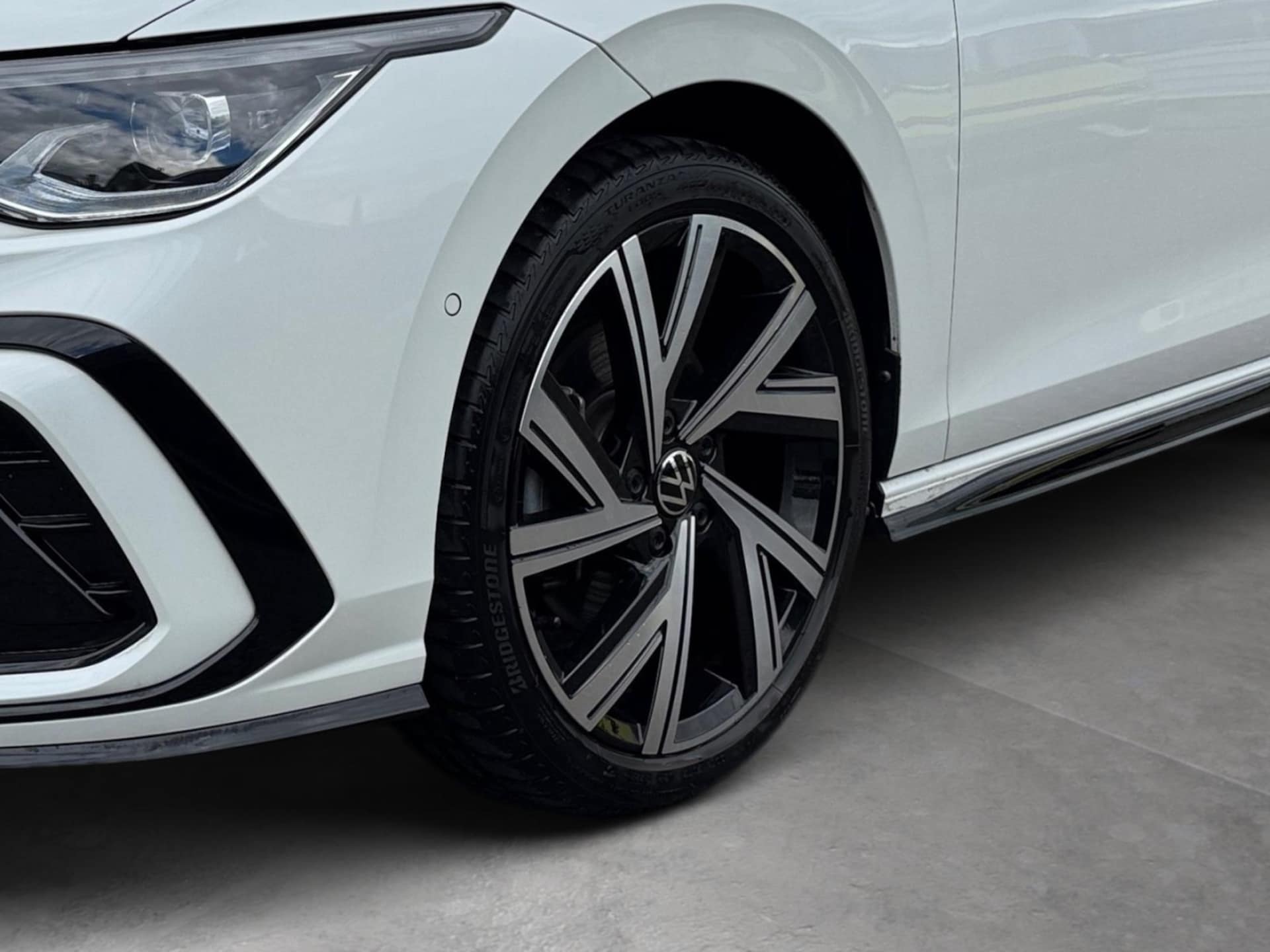 Volkswagen Golf Variant R-Line