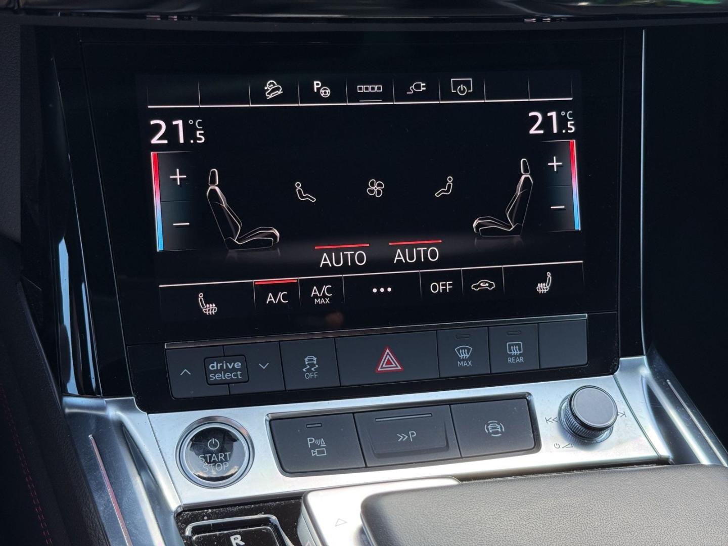 Image about Audi Q8 e-tron S line 55 e-tron quattro