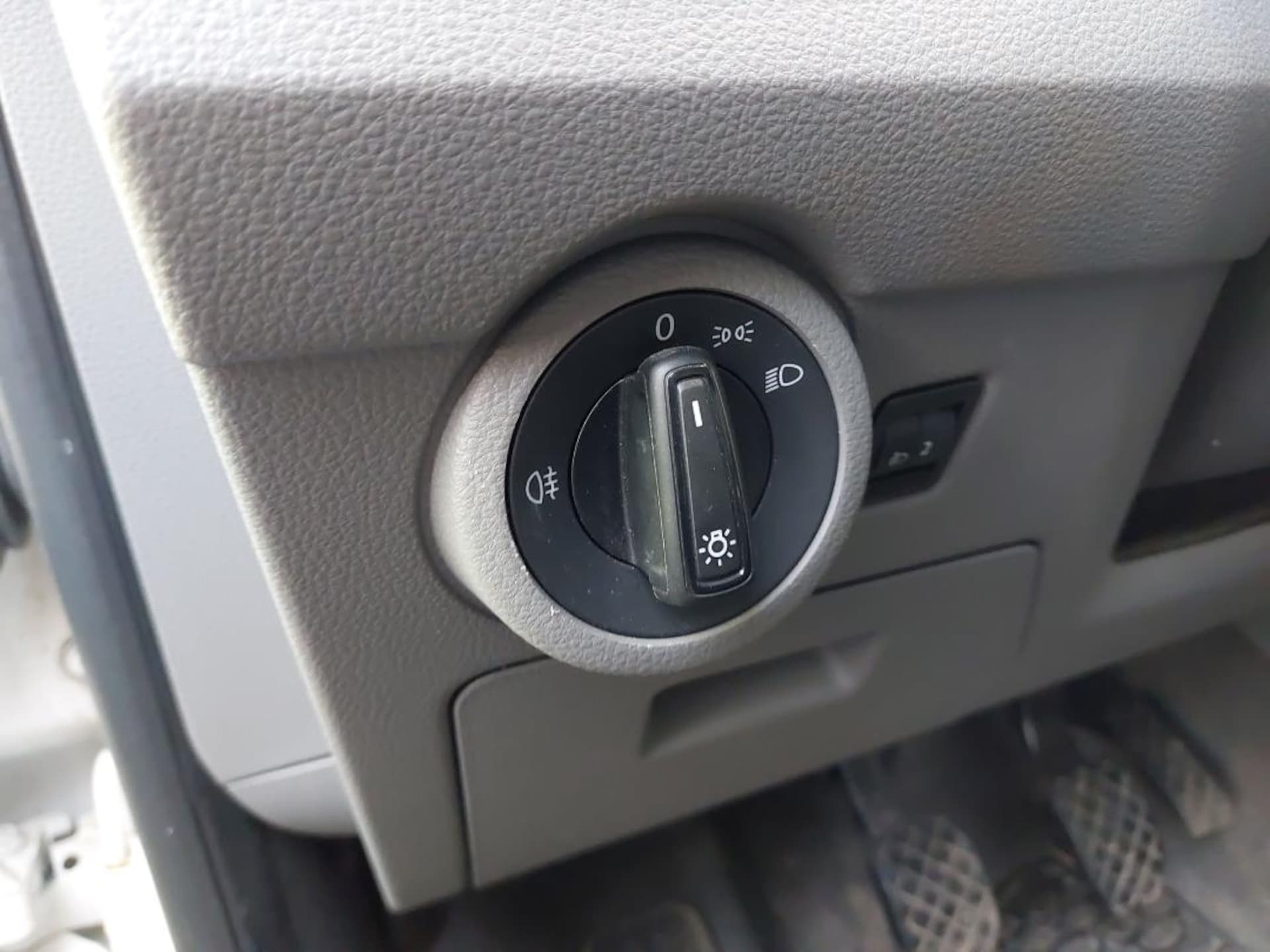 Volkswagen T6.1 Transporter Kasten langer Radstand