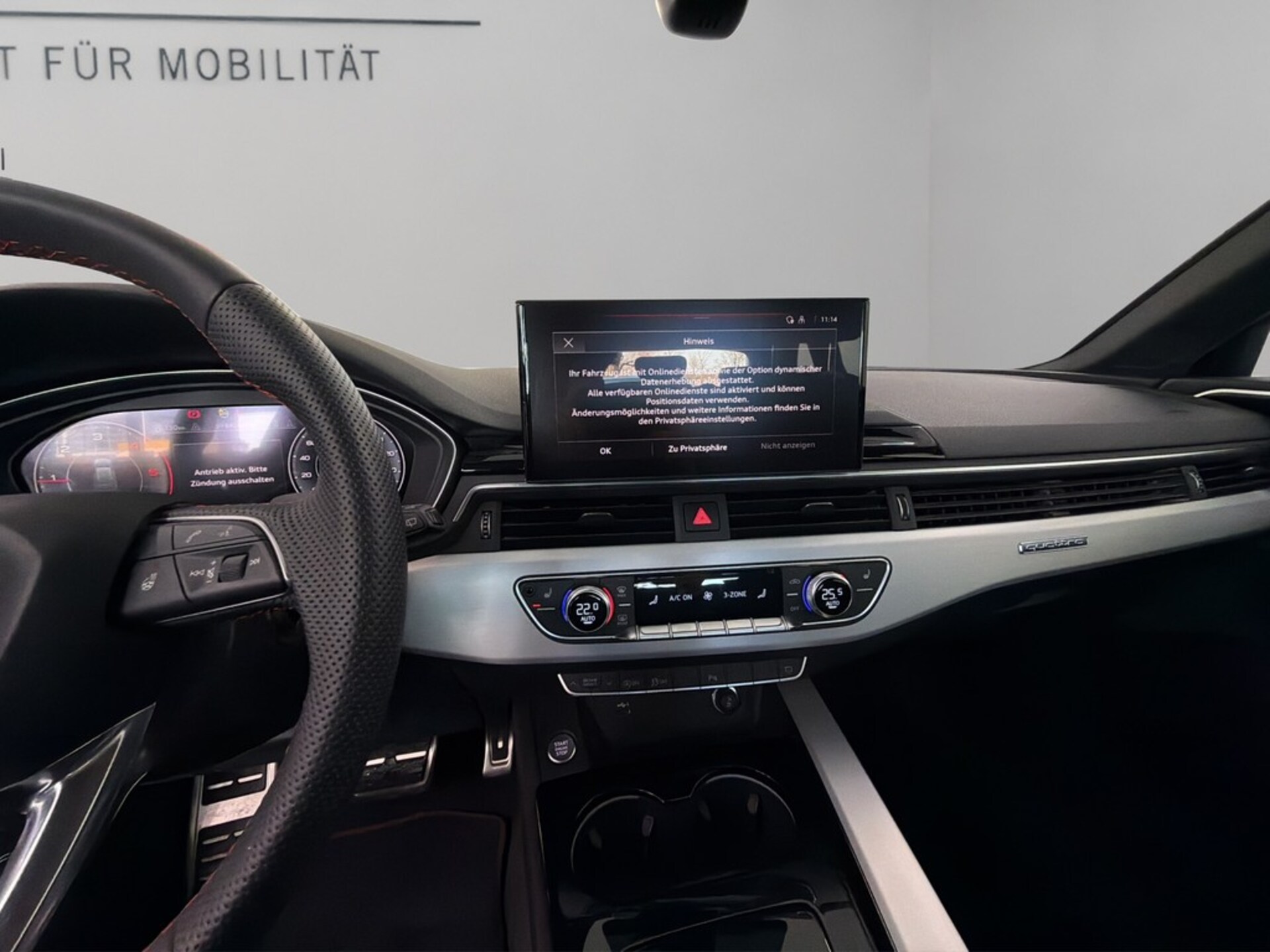 Audi A4 Avant S line