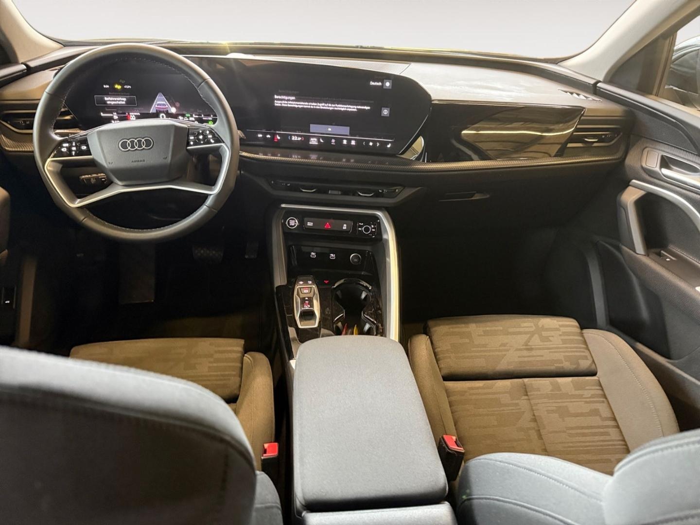 Bild über Audi Q5 SUV TDI quattro 150 kW S tronic - für weitere Informationen kontaktieren Sie den Audi Partner