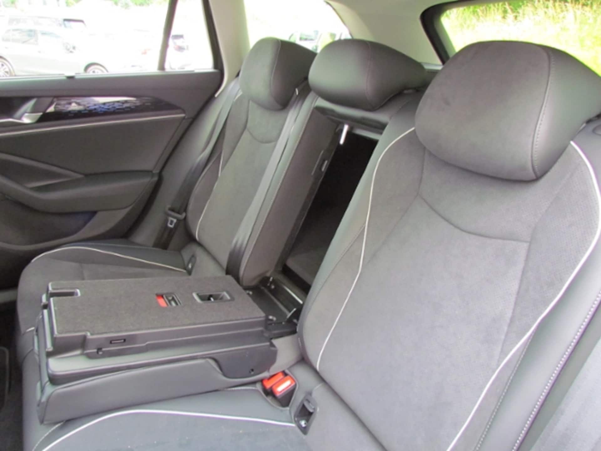 Volkswagen Passat Elegance