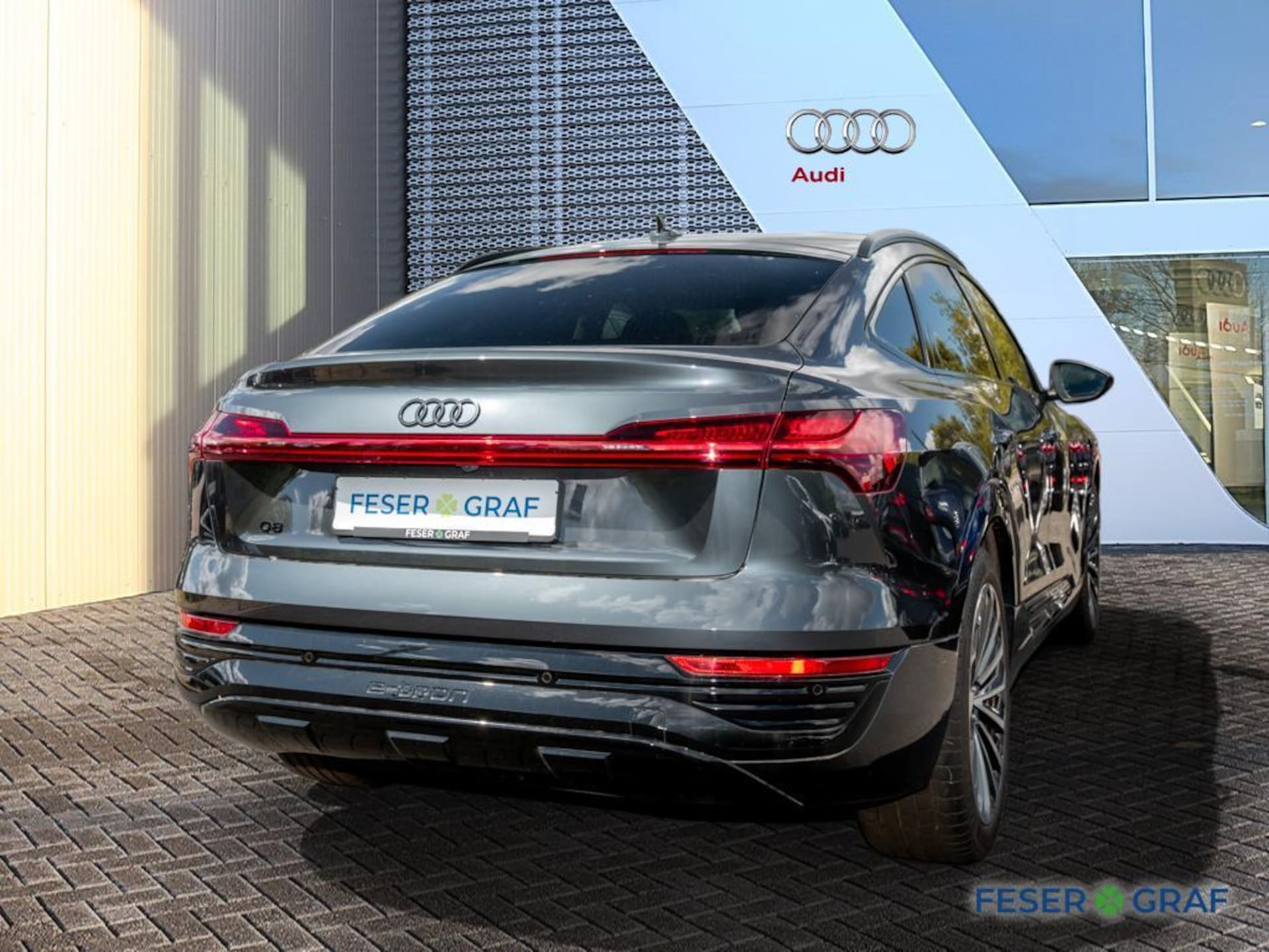 Audi Q8 Sportback e-tron Advanced