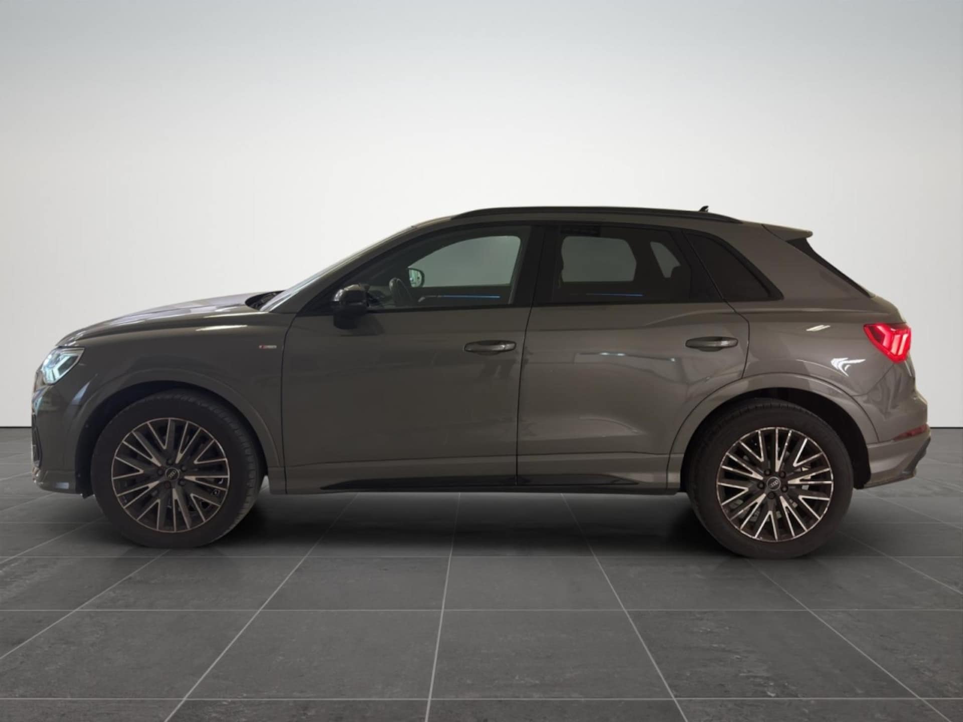 Audi Q3 SUV S line