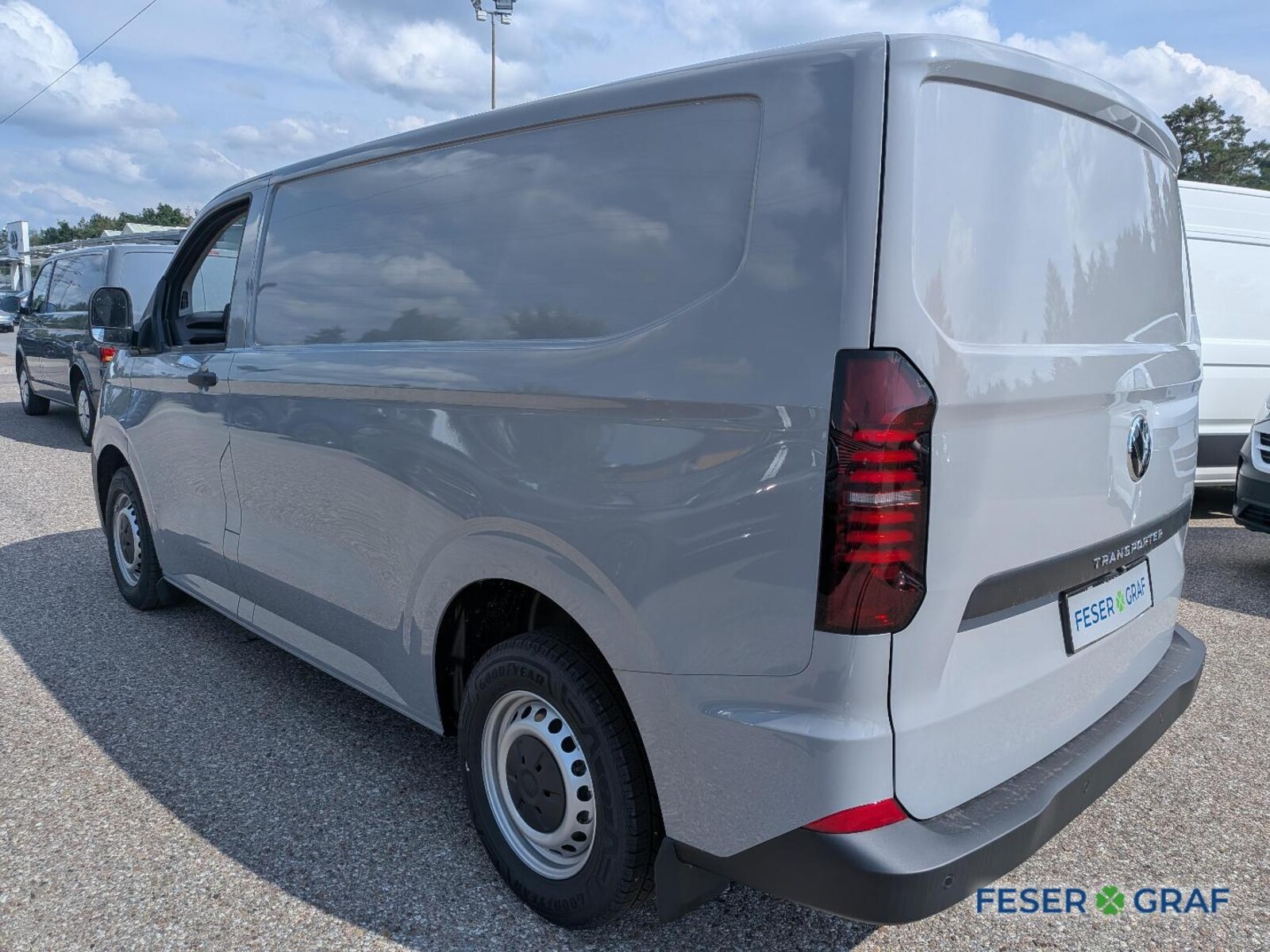 Volkswagen Transporter Kasten kurzer Radstand – Bild 6