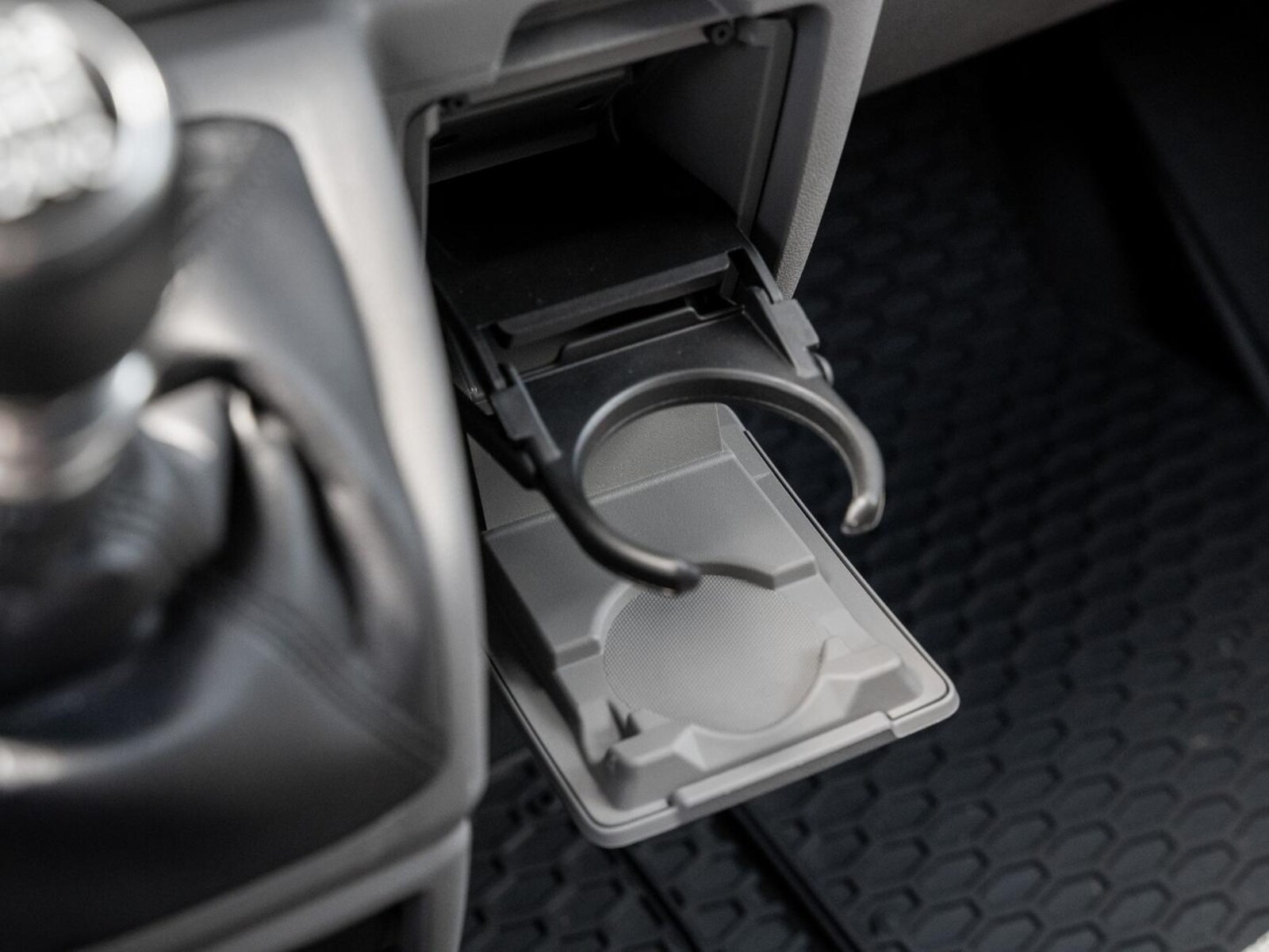 Volkswagen Transporter Kasten kurzer Radstand – Bild 18
