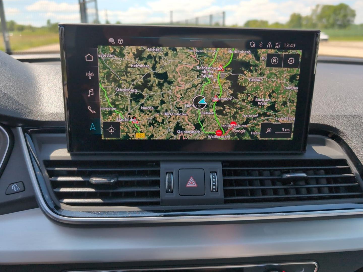 Image about Audi Q5 40 TDI quattro S tronic