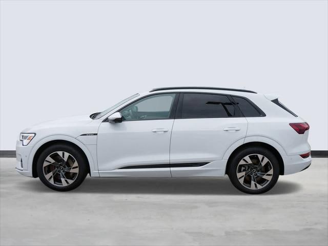 Used 2022 Audi e-tron Premium with VIN WA1AABGE0NB041779 for sale in Maplewood, Minnesota
