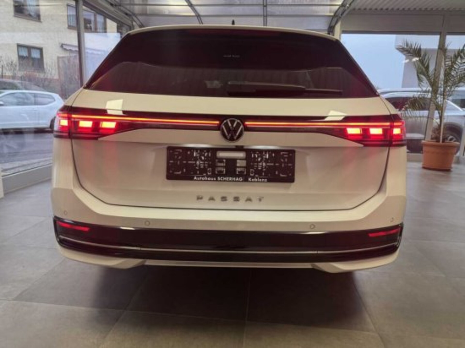 Volkswagen Passat Elegance