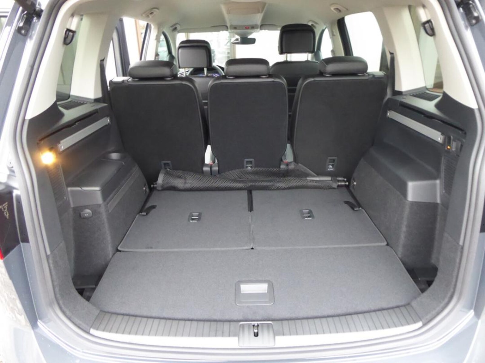 Volkswagen Touran – Bild 6
