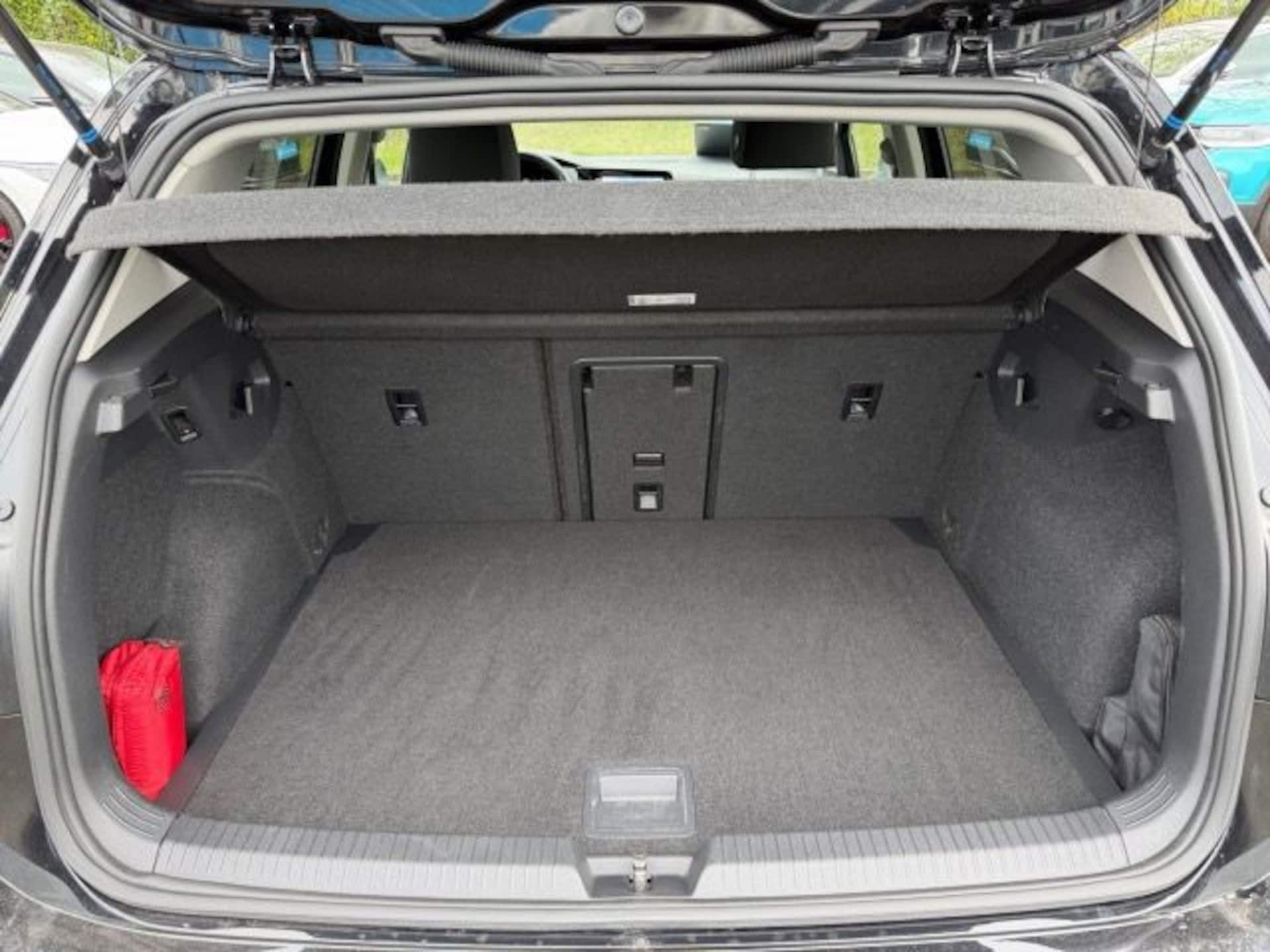 Volkswagen Golf United