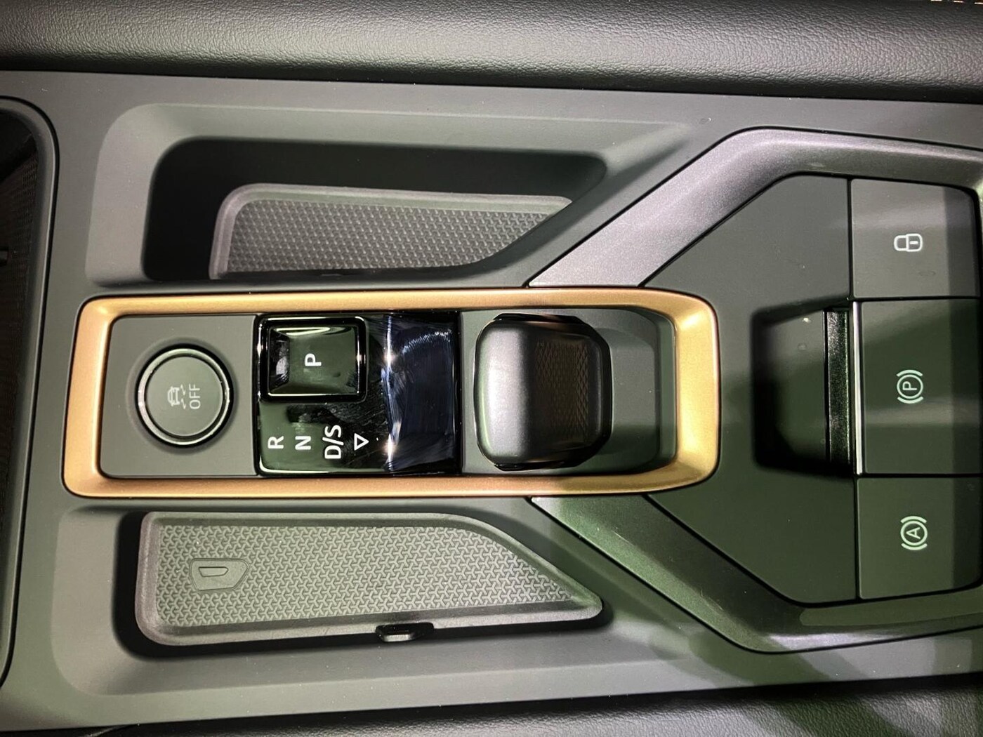 CUPRA Formentor 1.5 eTSI DSG 110 kW (150 CV) — photo 12