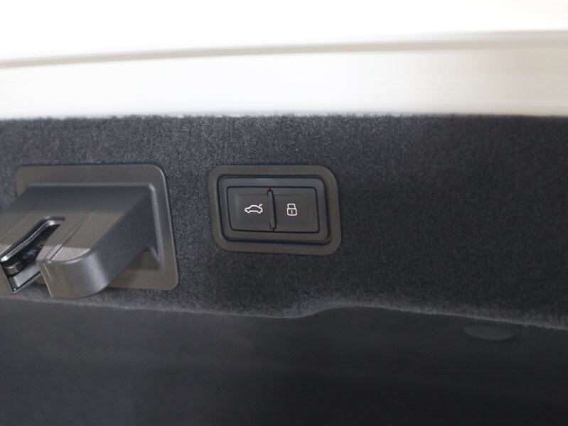 Image about Audi A8 TFSI e 60 TFSI e quattro tiptronic