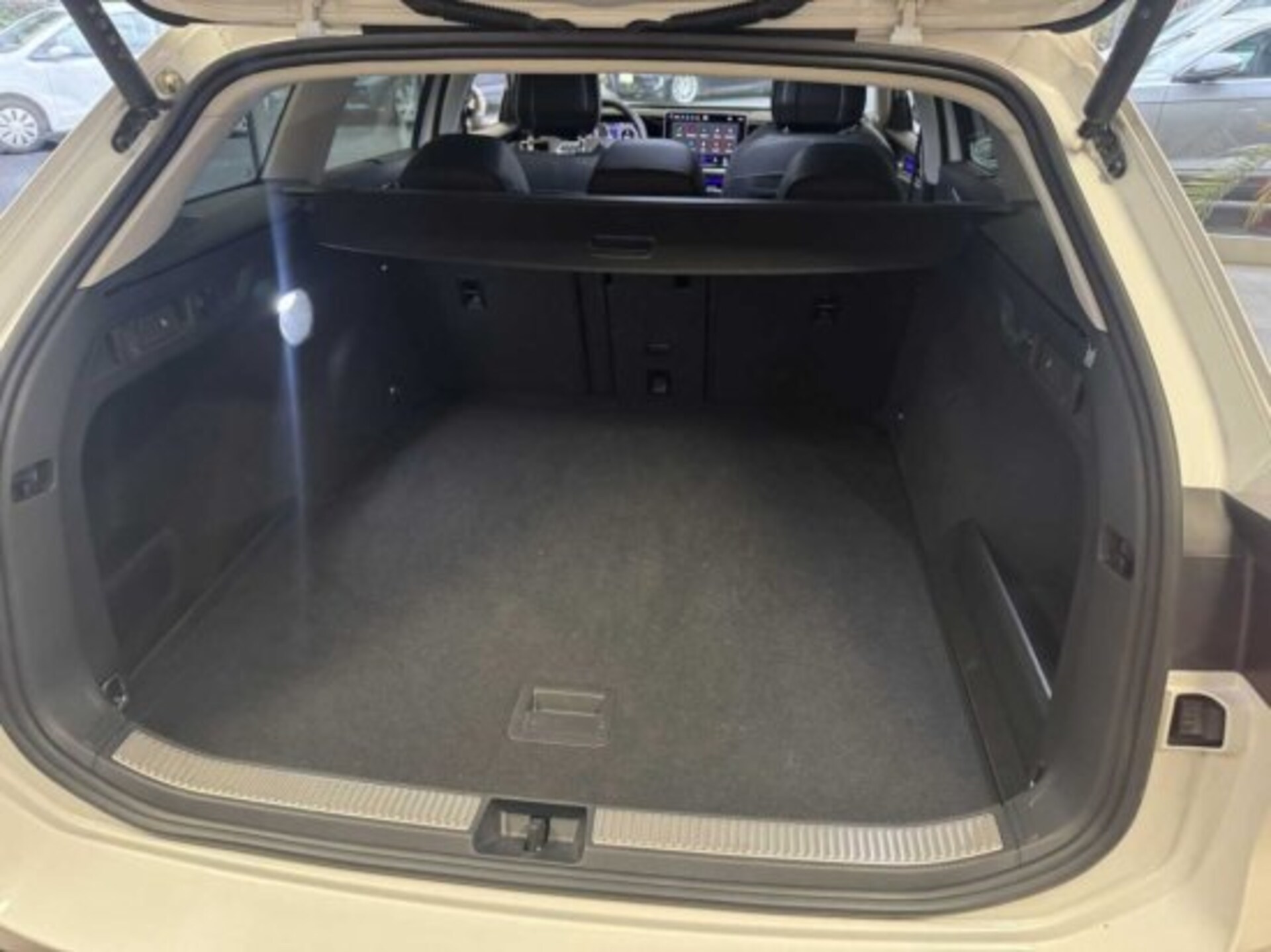Volkswagen Passat Elegance