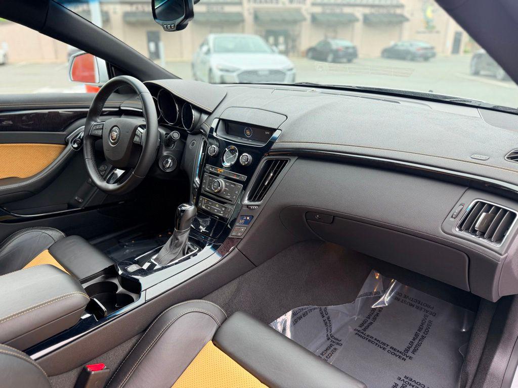 2011 Cadillac CTS V - Photo 16