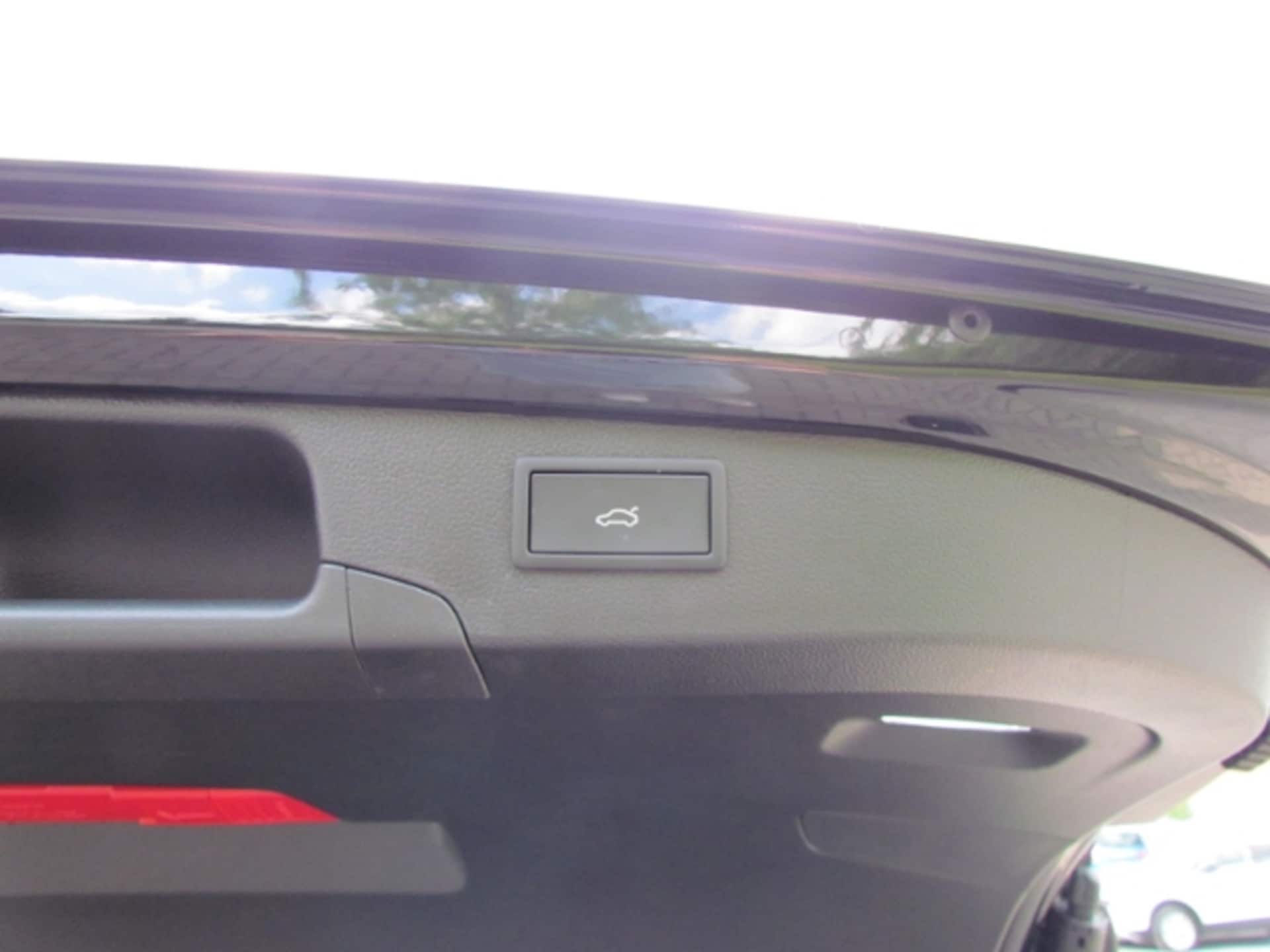 Volkswagen Passat Elegance