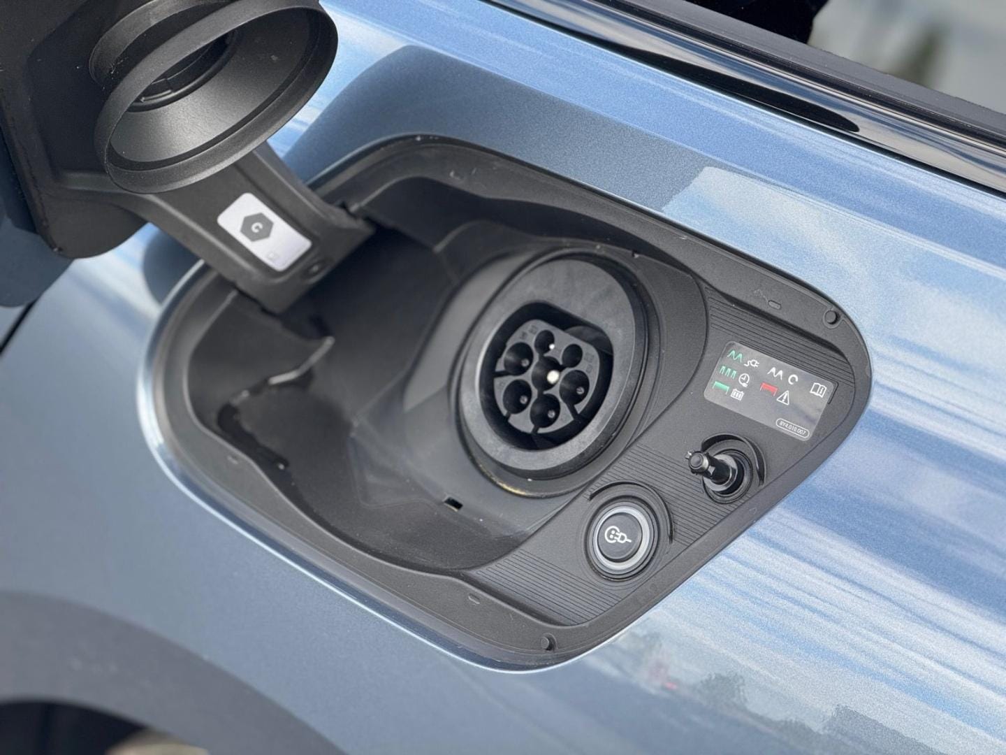 Bild über Audi A5 Avant e-hybrid e-hybrid quattro 270 kW S tronic - für weitere Informationen kontaktieren Sie den Audi Partner