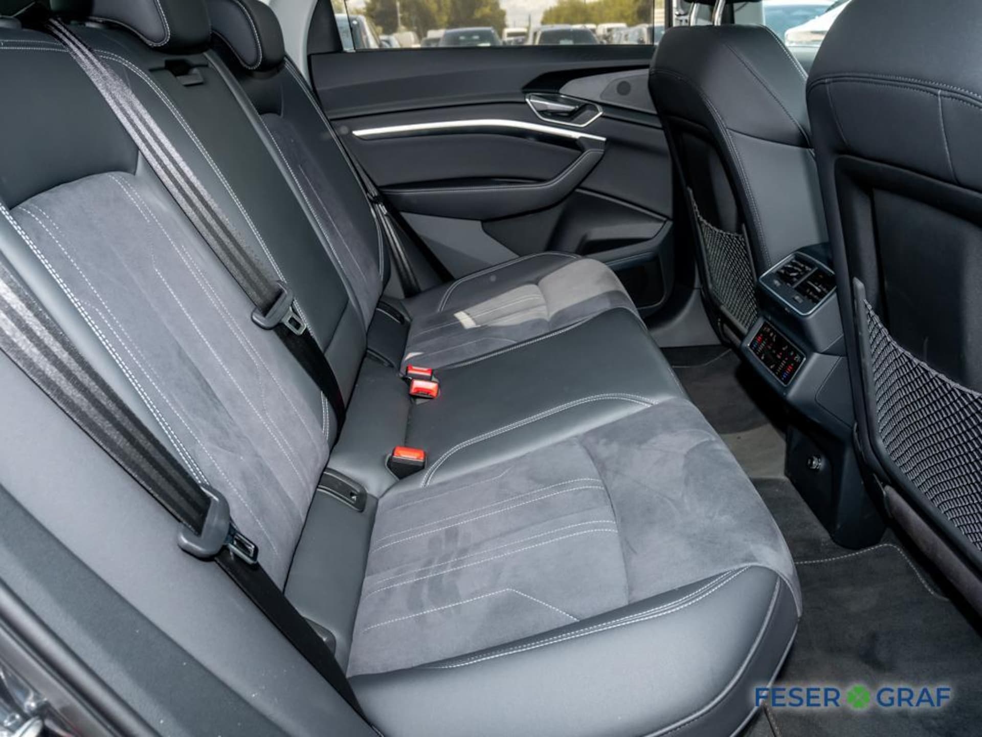 Audi Q8 Sportback e-tron Advanced