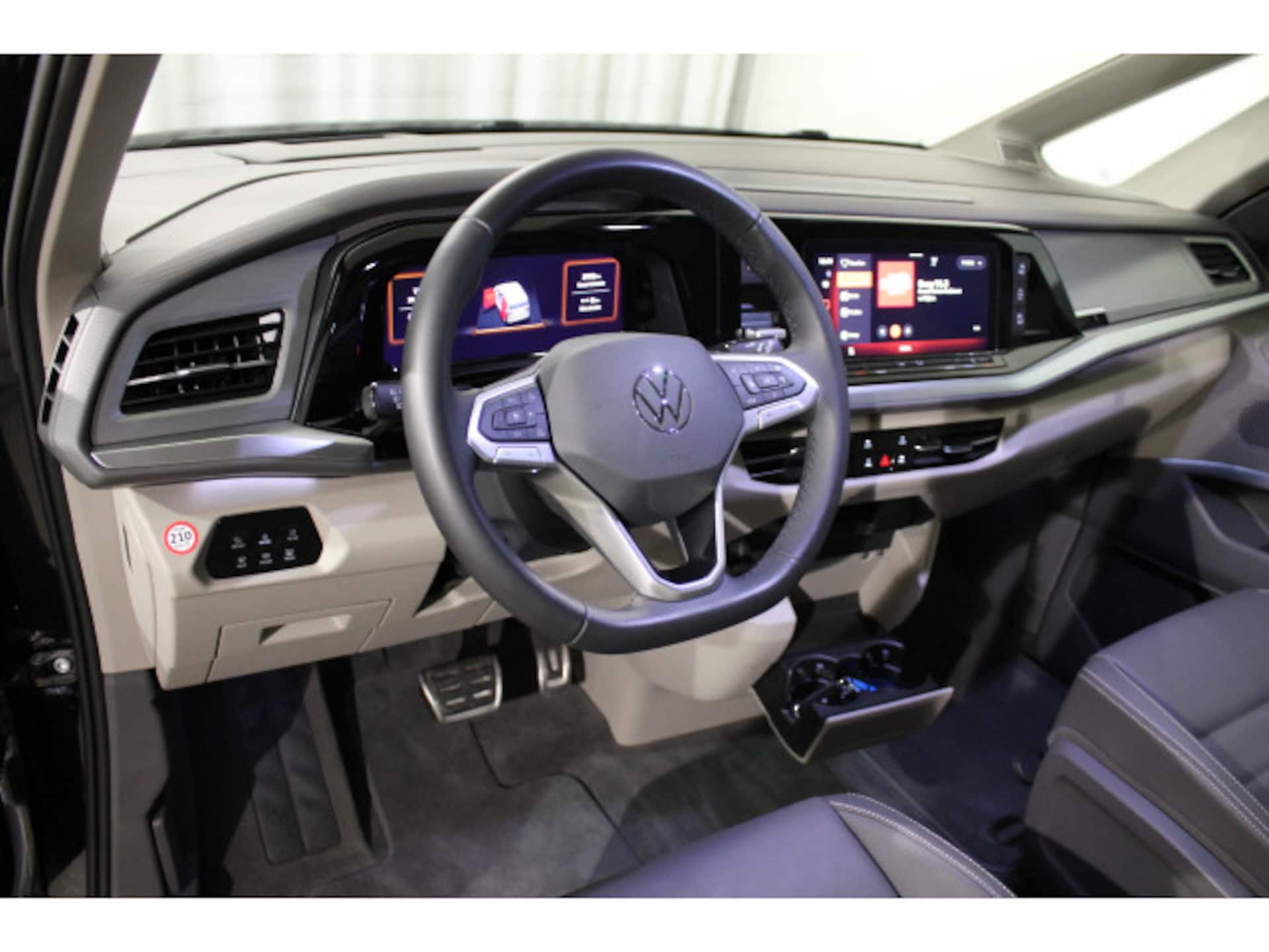 Volkswagen Multivan Langversion Style