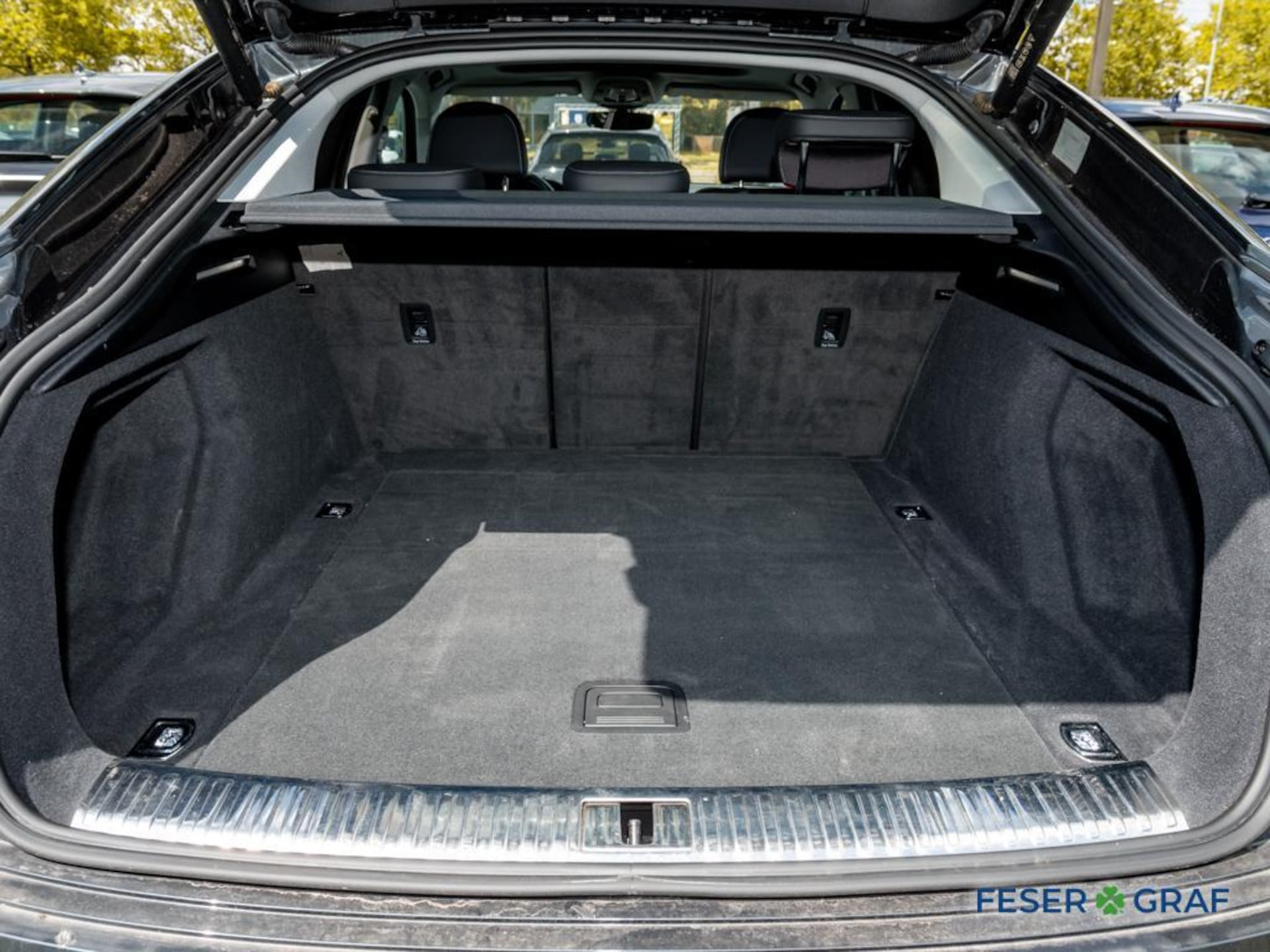 Audi Q8 Sportback e-tron Advanced