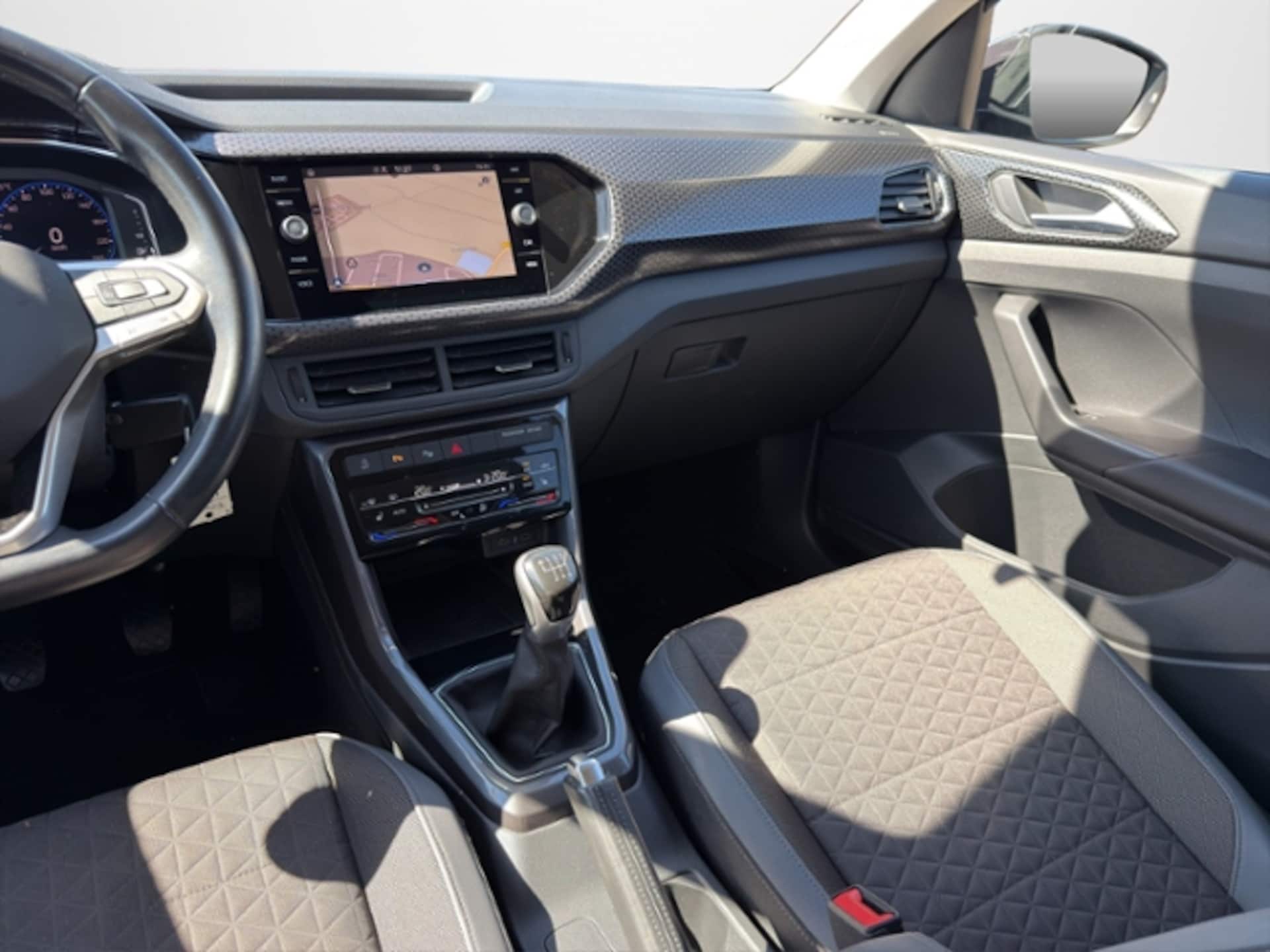 Volkswagen T-Cross Style